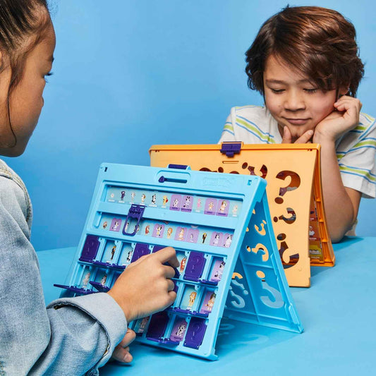 Hasbro Gaming Guess Who? Bluey Edition Game | Bluey Characters and Objects | Fun Kids Board Games for Families | 2 Players | 15 Mins. | Travel Friendly | Ages 6+