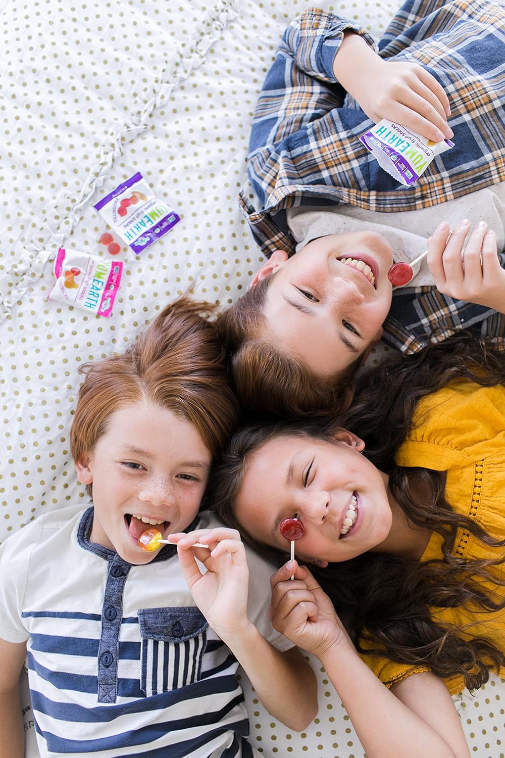 YumEarth_Organic_Lollipops,_Assorted_Flavors,_8.5_Ounce,_40_Lollipops_-_Allergy_Friendly,_Non_GMO,_Gluten_Free,_Vegan_(Packaging_May_Vary)