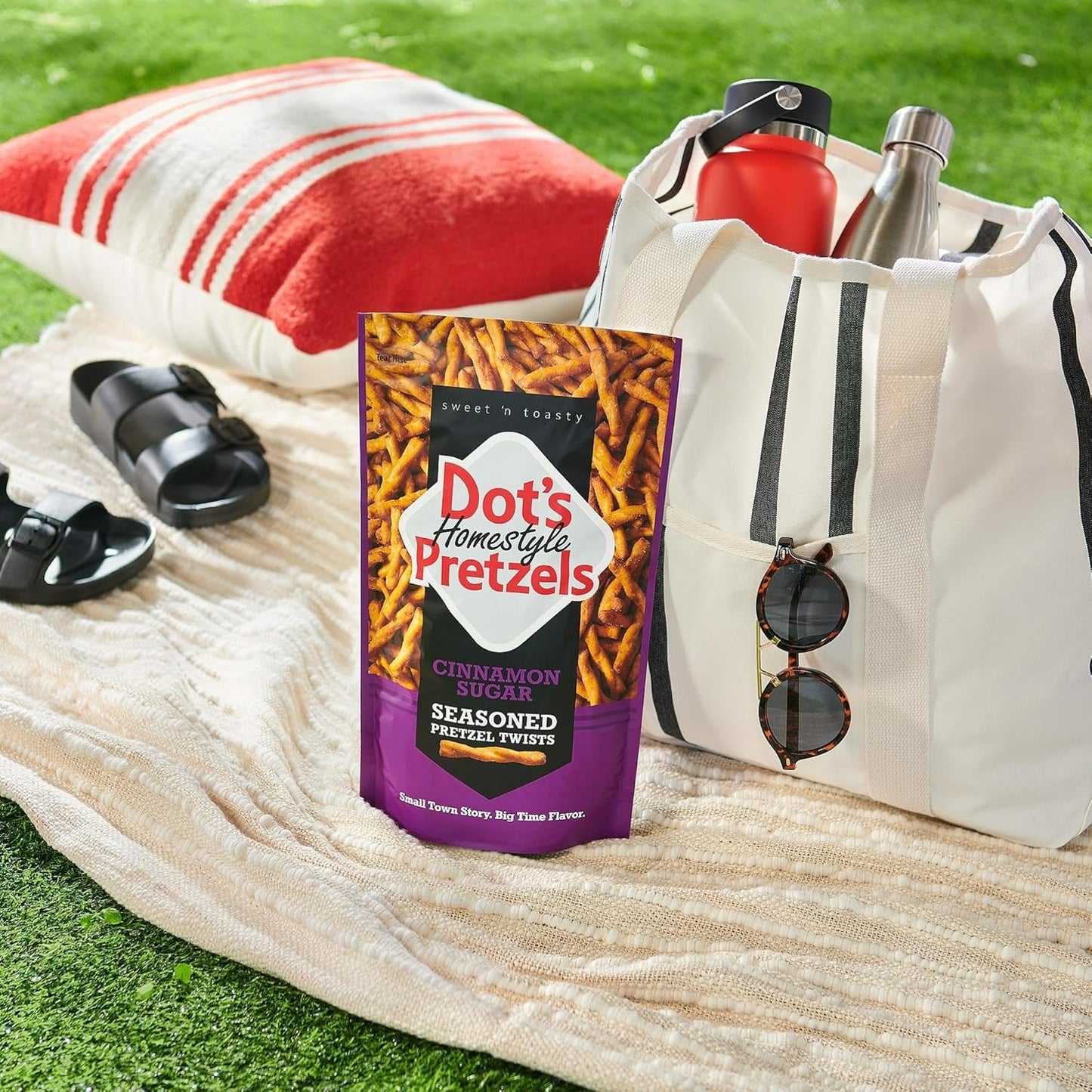 Dot's Pretzels Cinnamon Sugar Twist – Family-Size Resealable Bag for Lunchboxes and After-School Snacking