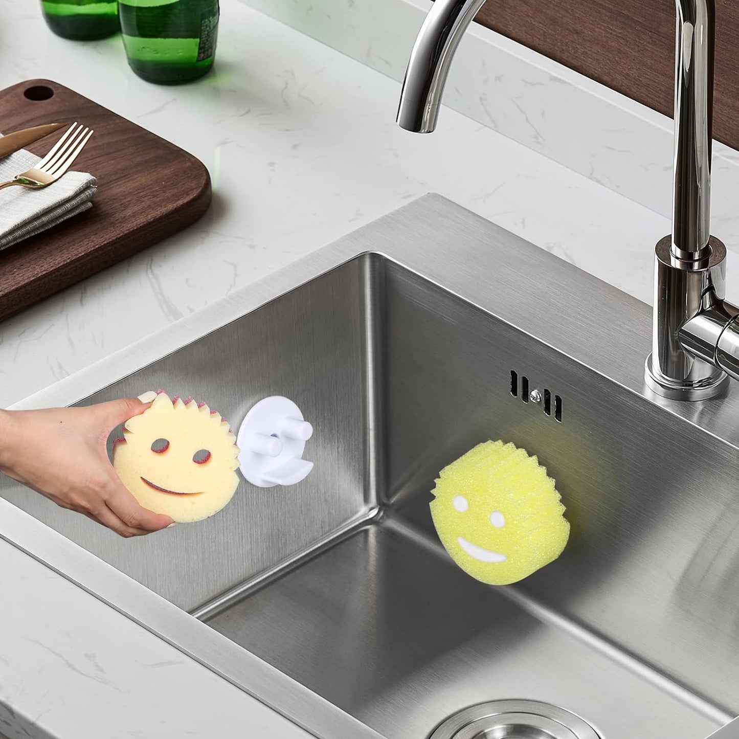Sponge_Holder,_Sink_Caddy_for_Scrub_Sponges_with_Suction_Cup_Installation,_Kitchen/Bathroom_Sink_Sponge_Storage,_Self_Draining,_Dishwasher_Safe_for_Holding_Smiley_Sponges_(Sponges_Not_Included),1pcs_Organiser_Plastic_Rack_Smooth