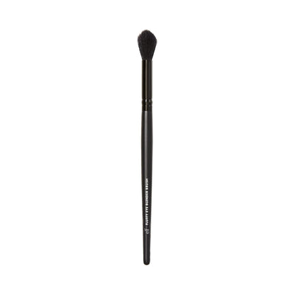 e.l.f._Fluffy_Eye_Blender_Brush,_Easily_Blends_Eyeshadow_&_Can_Be_Used_to_Set_Concealer_With_Powder,_Creates_A_Soft-Focus_Effect,_Vegan_&_Cruelty-Free