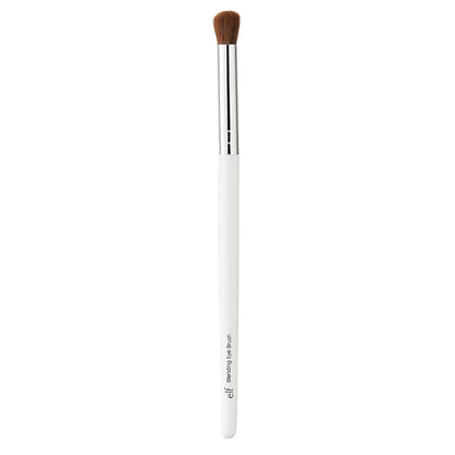e.l.f._Blending_Eye_Brush,_Makeup_Brush_For_Eyeshadow_&_Eyeliner,_Creates_A_Natural_Finish,_Made_With_Synthetic_Bristles,_Vegan_&_Cruelty-Free