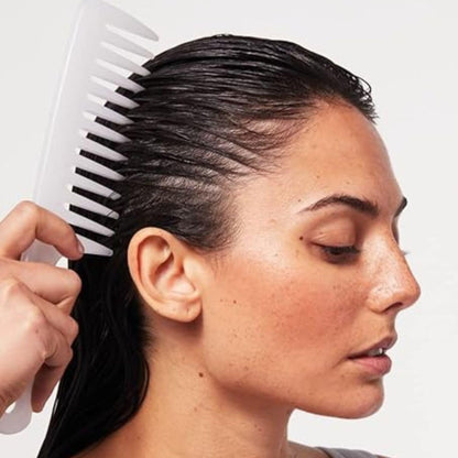 Paul_Mitchell_Pro_Tools_Detangler_Comb,_Wide_Tooth_Comb_Detangles_Wet_or_Dr