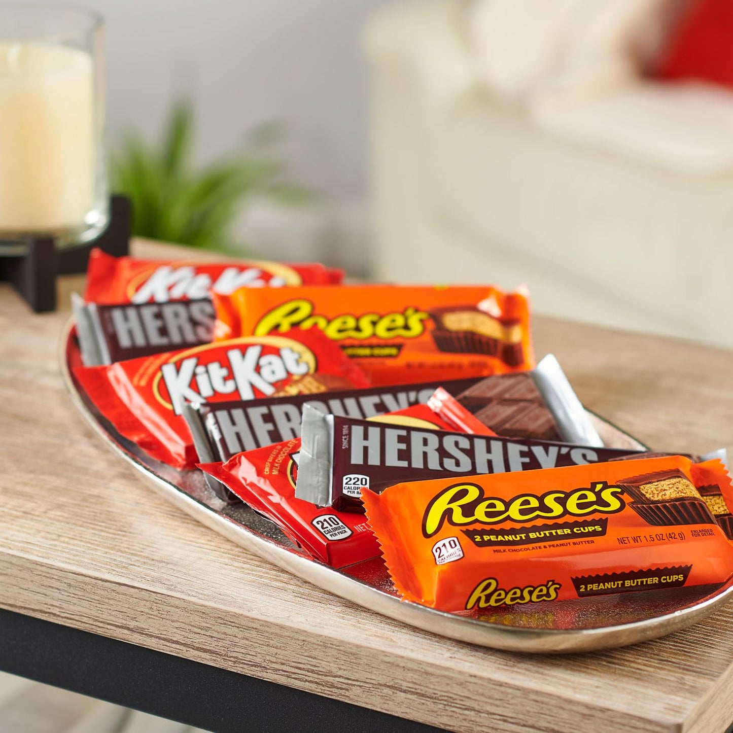 HERSHEY'S,_KIT_KAT_and_REESE'S_Assorted_Milk_Chocolate,_Halloween_Candy_Variety_Box,_27.3_oz_(18_Count)