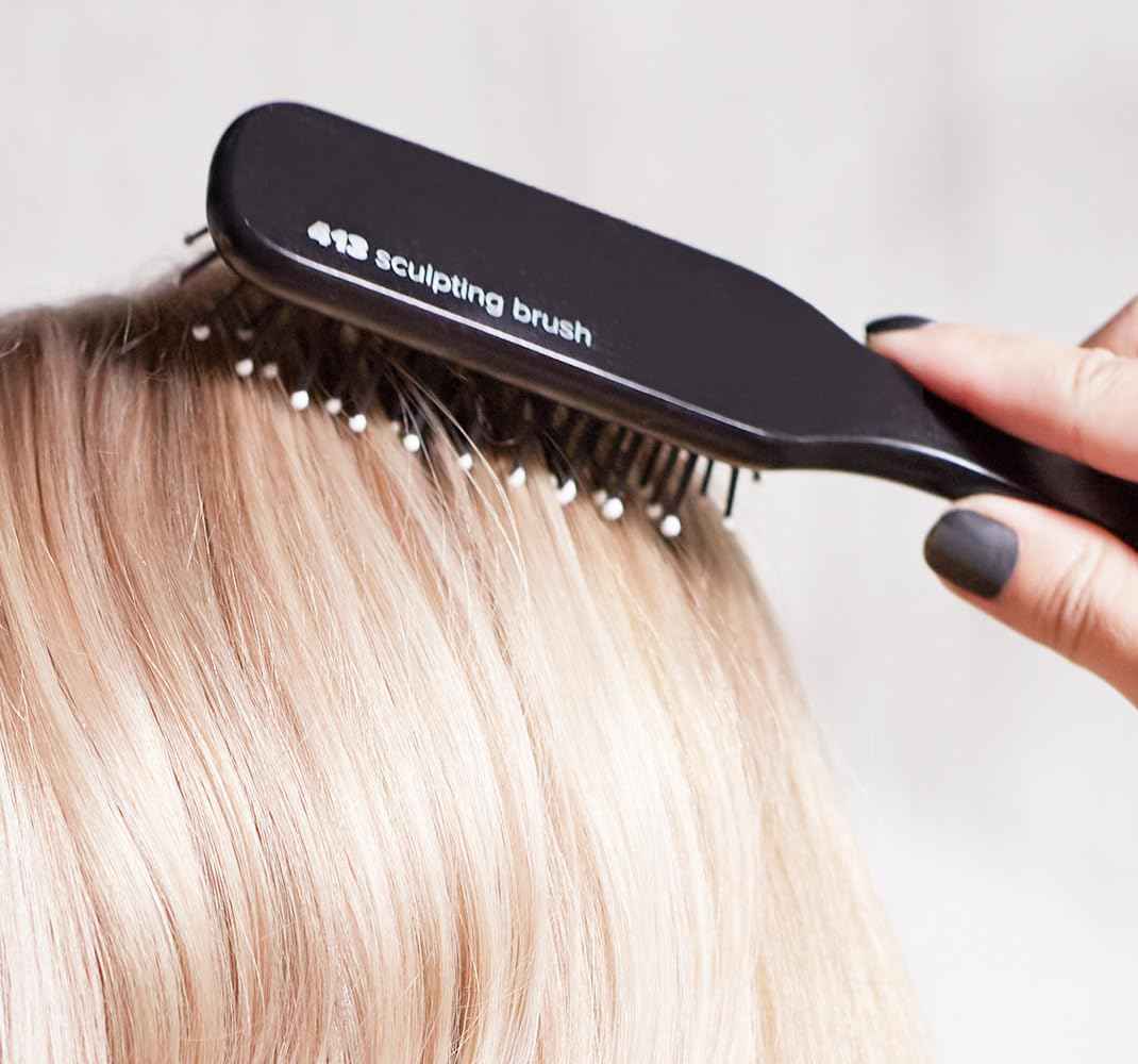 Paul Mitchell Pro Tools 413 Sculpting Brush, Classic Hair Brush for Detangling, Sculpting + Styling Wet or Dry Hair