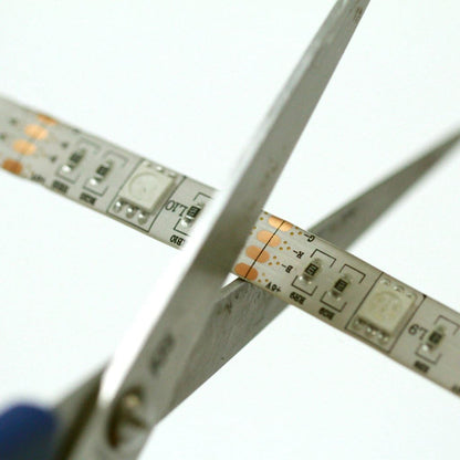 LED_Strip_Lights_Battery_Powered,_24_Keys_Remote_Control_Light_Strip_for_Parties,_DIY_Indoor_Decoration,_6.56ft/2m