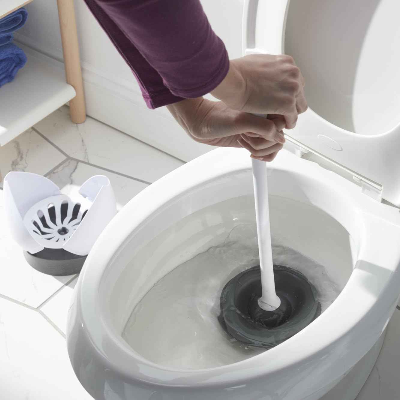 Clorox Toilet Plunger with Hideaway Caddy, for Bathroom Organization and Storage, Bathroom Accessories, Toilet Unclogger, with Holder, White