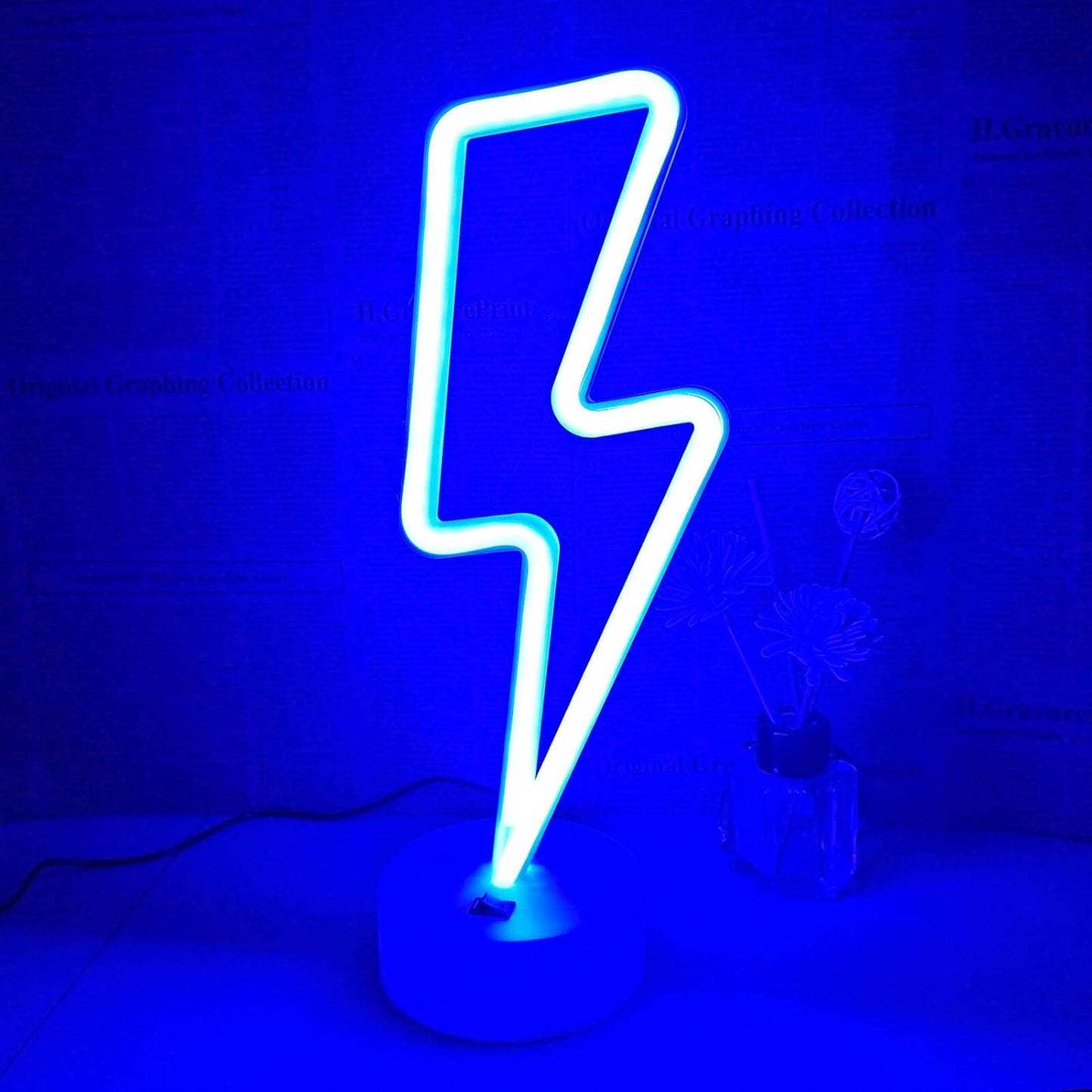 Lightning_Bolt_Neon_Signs_Lightning_Neon_Sign_with_Base_for_Bedroom_LED_Lighting_for_Room_Decor_for_Teen_Girls_Gifts_for_Teenager_Boys_USB/Battery_Cool_Gaming_Light_with_Holder(Blue)