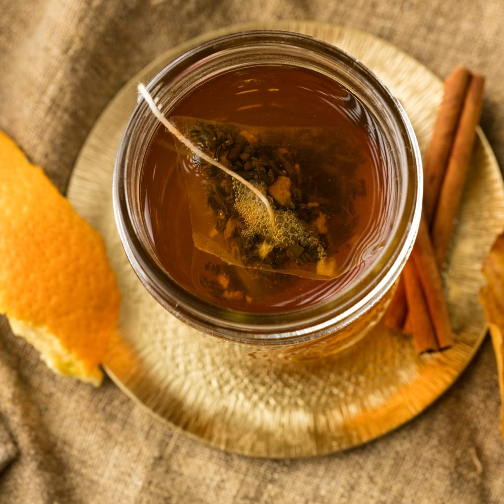 Harney_&_Sons_Hot_Cinnamon_Spice,_Bag_of_50_Sachets,_Black_Tea_w/Orange_Pieces_and_Cloves_(Pack_of_1)_(Packaging_may_vary)