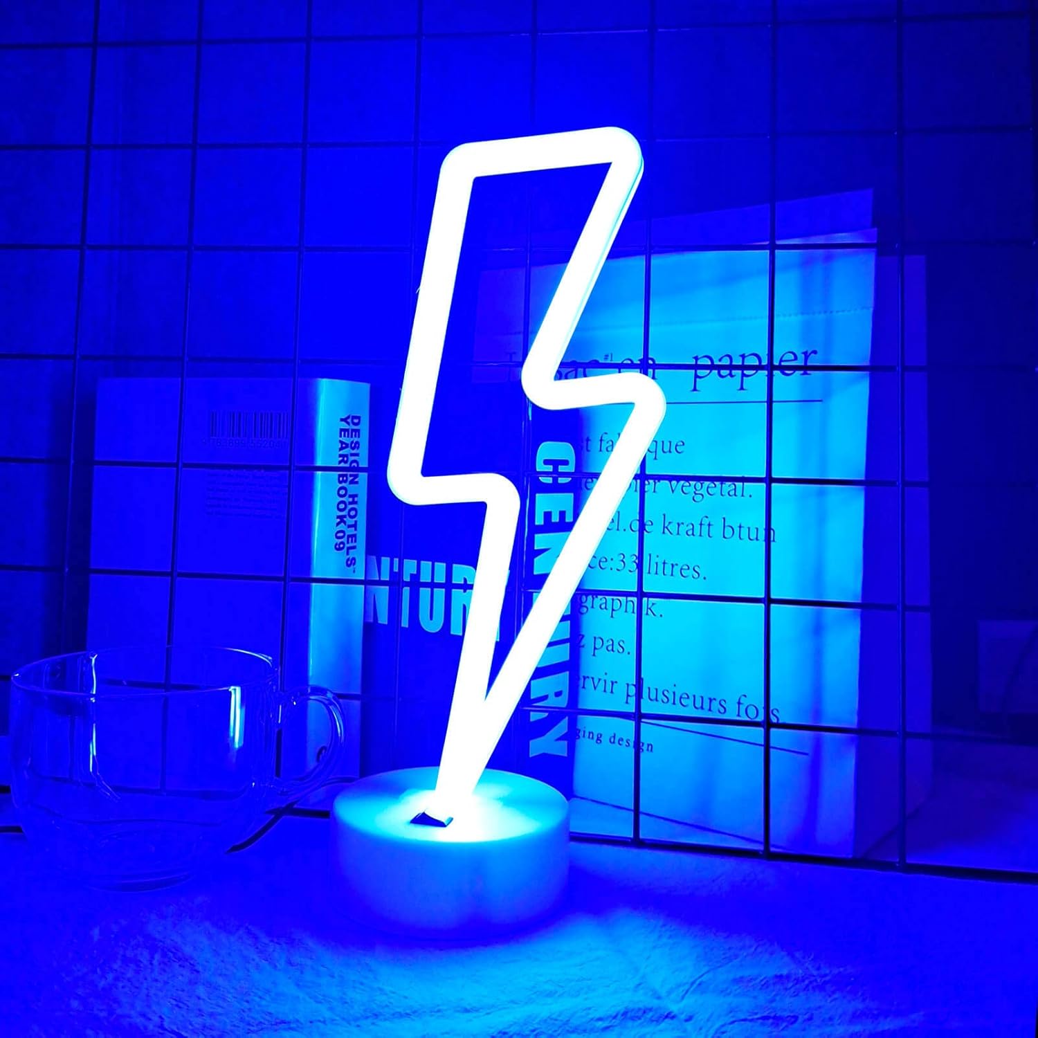 Lightning_Bolt_Neon_Signs_Lightning_Neon_Sign_with_Base_for_Bedroom_LED_Lighting_for_Room_Decor_for_Teen_Girls_Gifts_for_Teenager_Boys_USB/Battery_Cool_Gaming_Light_with_Holder(Blue)