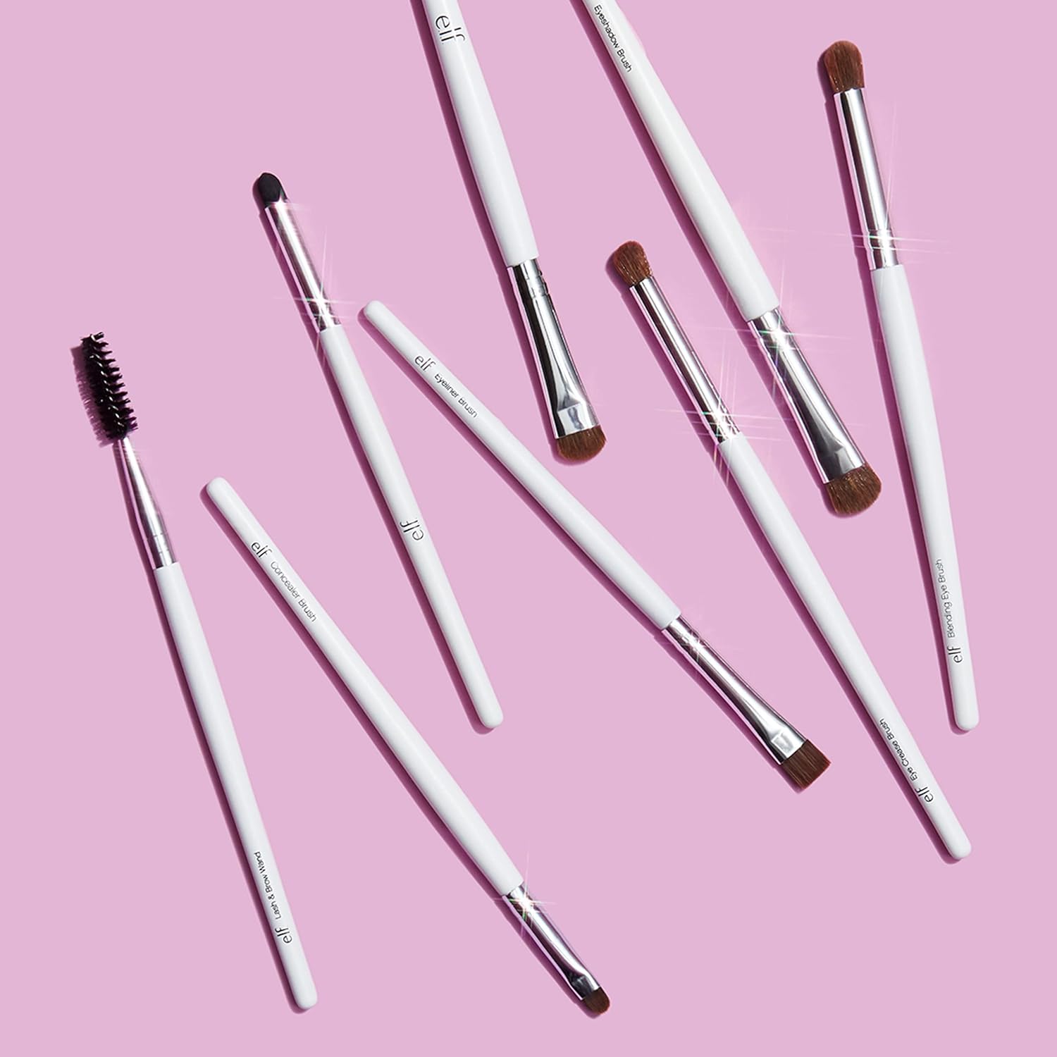 e.l.f._Small_Eyeshadow_Brush,_Makeup_Brush_For_Eye_Contouring_&_Blending,_Curved_Design,_Made_With_Synthetic_Bristles,_Vegan_&_Cruelty-Free