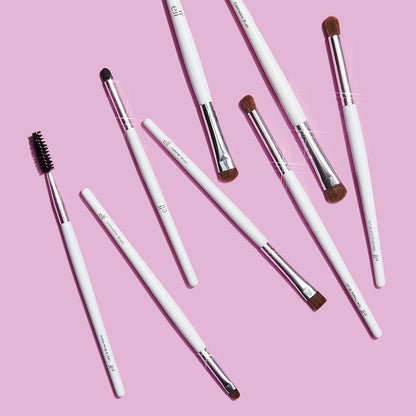 e.l.f._Small_Eyeshadow_Brush,_Makeup_Brush_For_Eye_Contouring_&_Blending,_Curved_Design,_Made_With_Synthetic_Bristles,_Vegan_&_Cruelty-Free