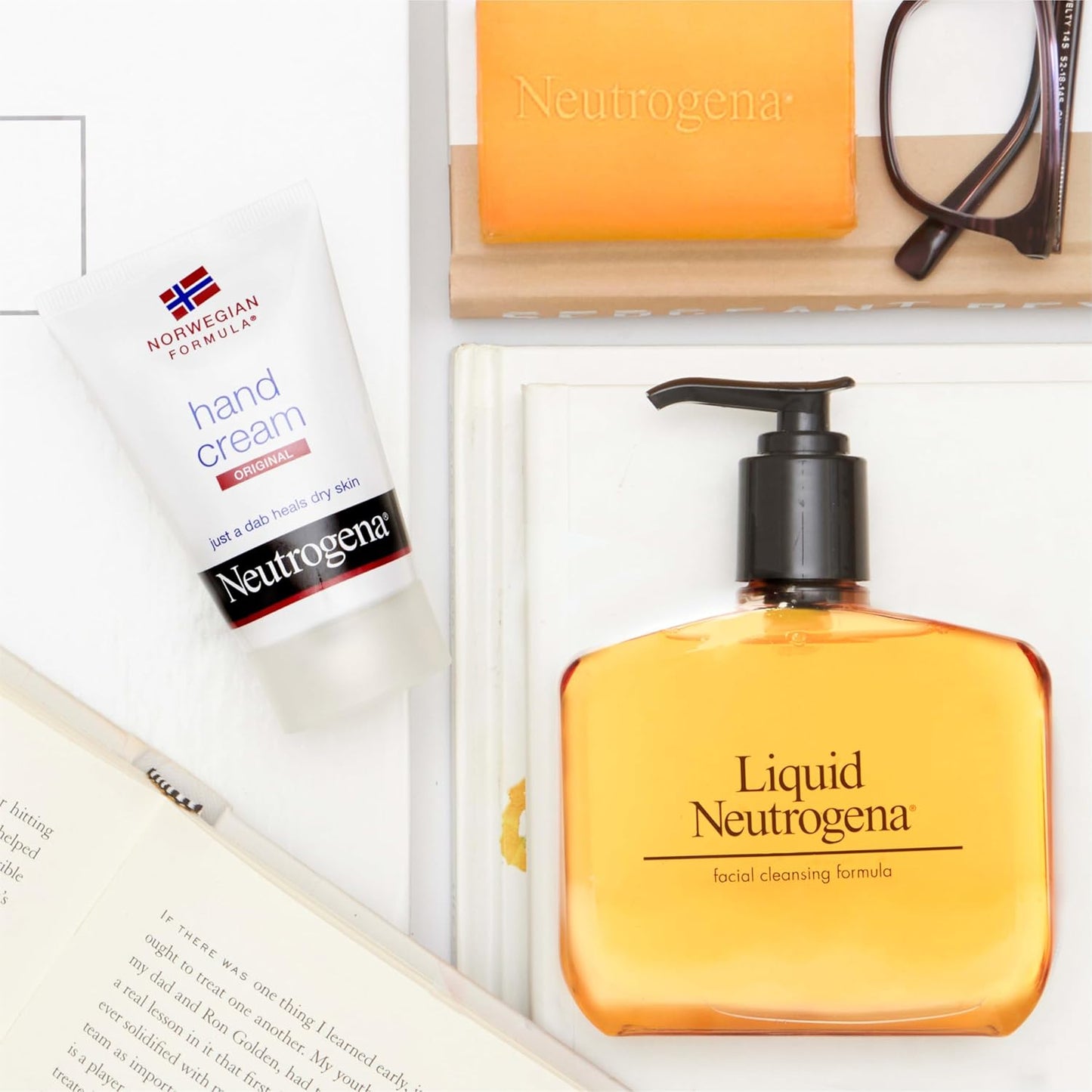 Neutrogena_Liquid_Gentle_Foaming_Face_Wash_with_Glycerin,_Oil-Free_&_Hypoallergenic_Skin_Care_Cleanser,_Fragrance-Free_Moisturizing_Facial_Cleanser_for_Daily_Use,_8_fl._oz