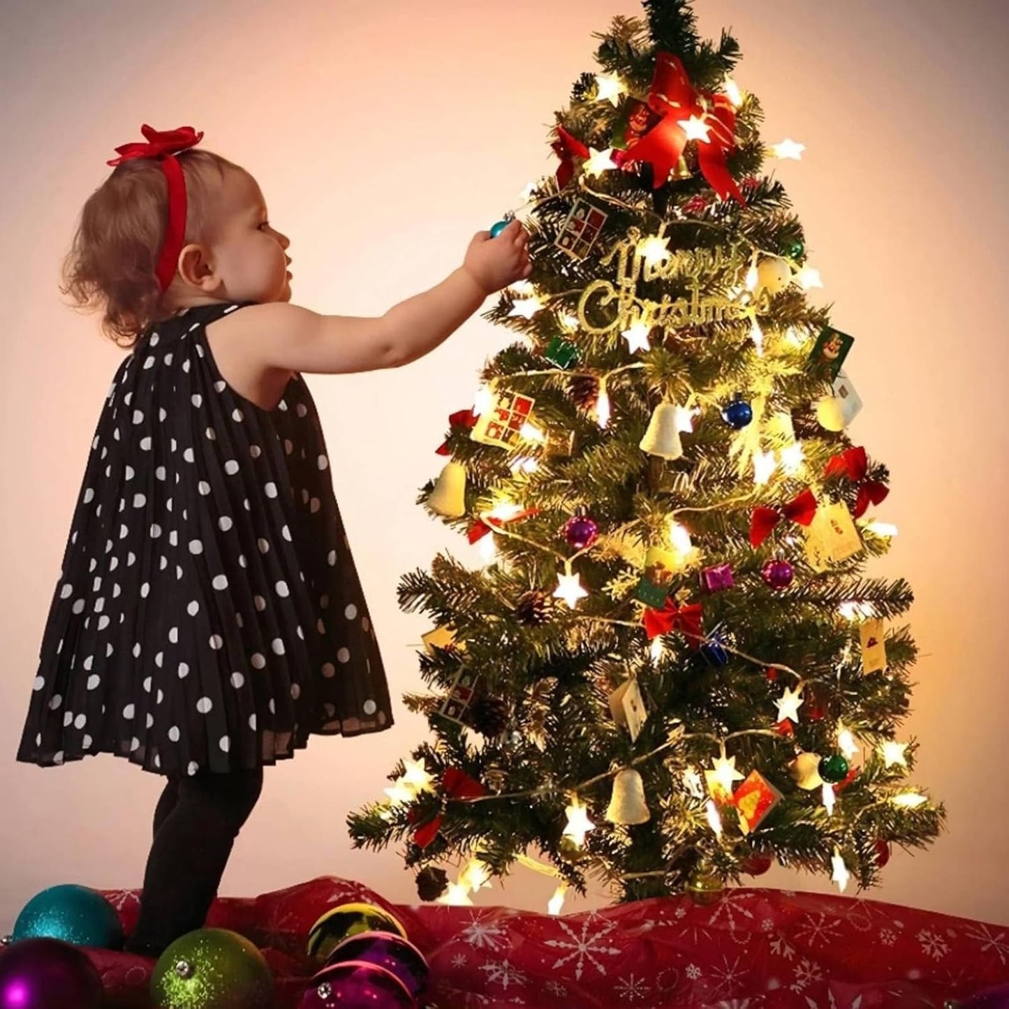 Christmas_Decor_Star_String_Lights,_20_FT_40_LED_Battery_Operated_Twinkle_Lights_Warm_White_Cute_Hanging_Star_Fairy_Light_for_Bedroom_Room_Office_Home_Camper_Indoor_Outdoor_Xmas_Tree_Decorations
