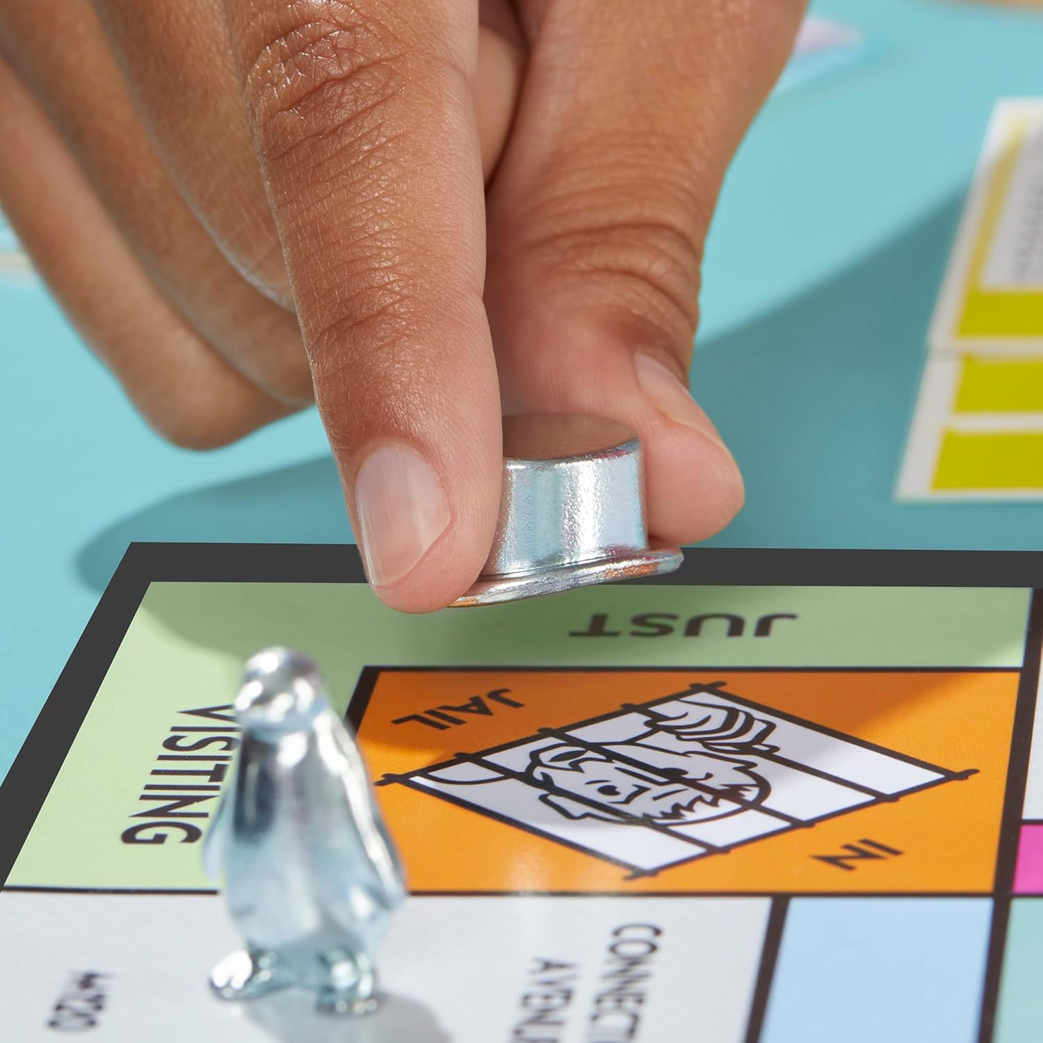 Monopoly_Board_Game_|_Classic_Game_with_Storage_Tray_and_Larger_Tokens_|_Ages_8+_|_2_to_6_Players_|_Family_Games_for_Kids_and_Adults_|_Kids_Gifts