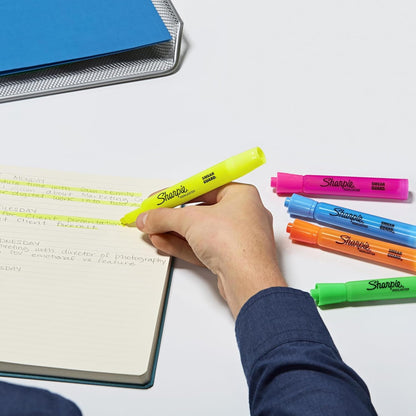 Sharpie_Tank_Style_Highlighters,_Chisel_Tip,_Fluorescent_Yellow,_Box_of_36_(1920938)