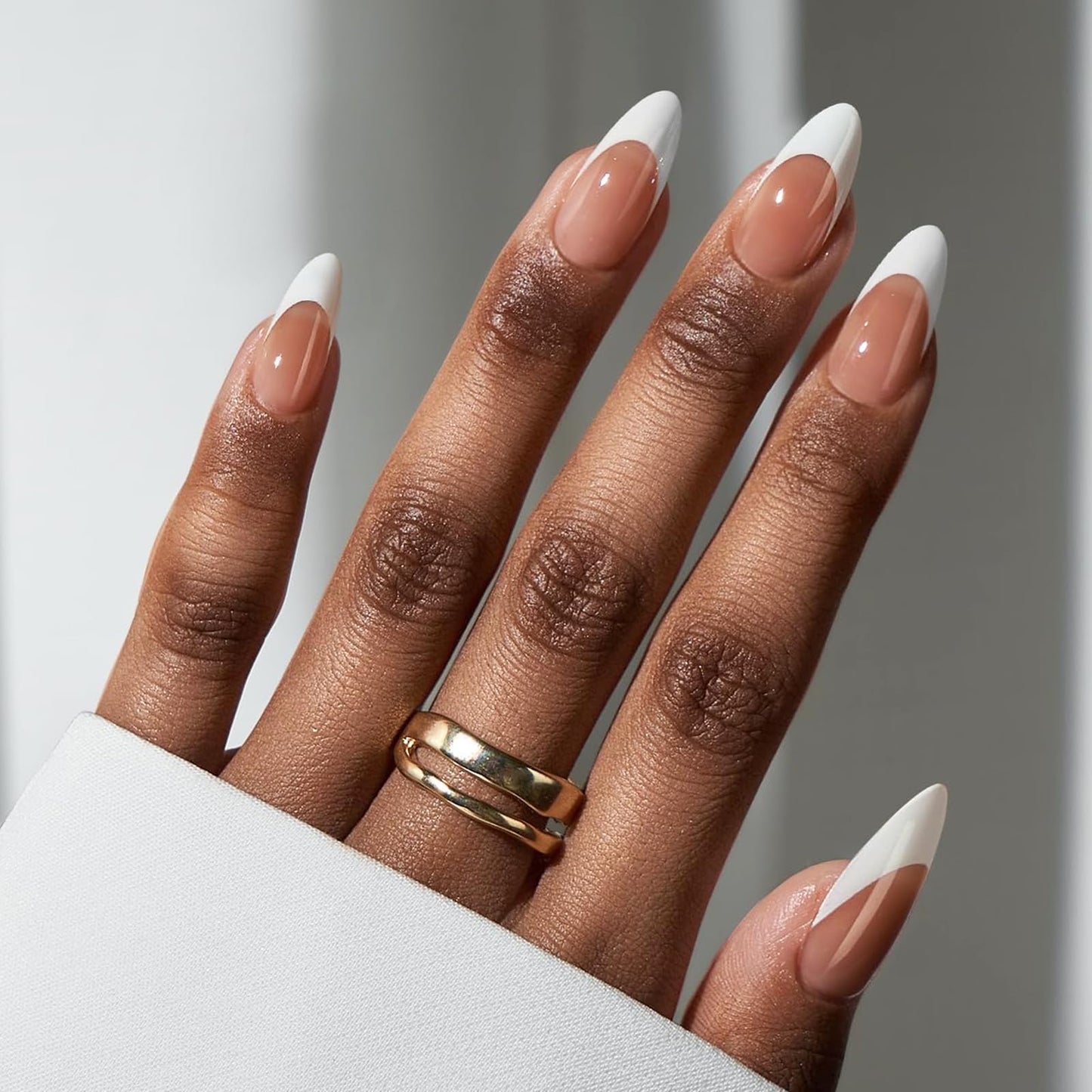 BTArtbox French Tip Press On Nails - Medium Press On Nails Almond, Natural Fake Nail with Nail Glue, Brown Glue On Nails in 16 Sizes - 32 Fake Nails Kit, Capable