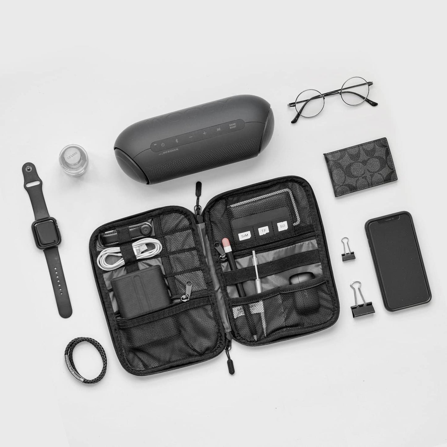 BAGSMART_Large_Electronics_Travel_Organizer_Case,_Tech_Accessories_Cord_Storage_Bag_for_Phone,_Power_Bank,_SD_Card,_Cables,_Black