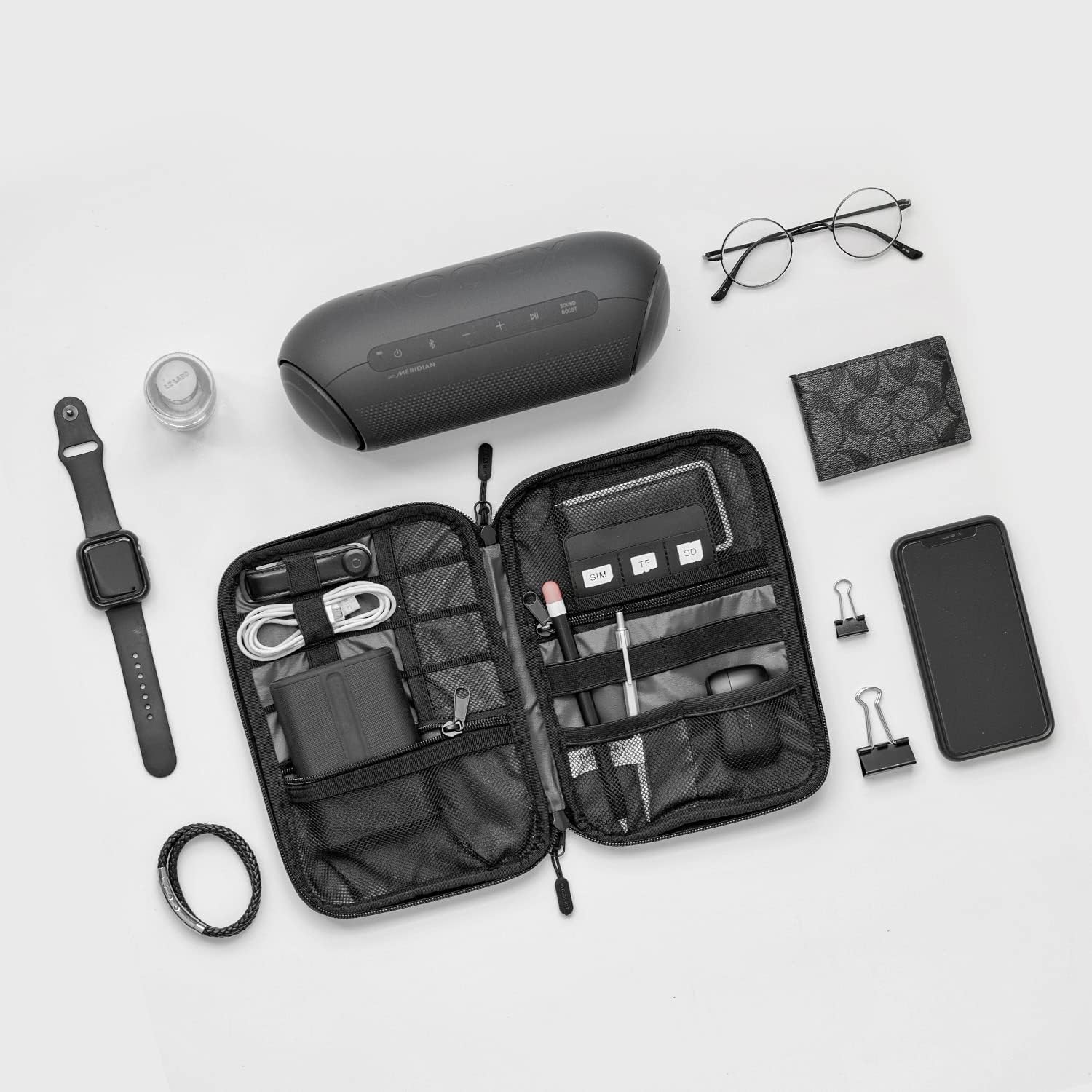BAGSMART_Large_Electronics_Travel_Organizer_Case,_Tech_Accessories_Cord_Storage_Bag_for_Phone,_Power_Bank,_SD_Card,_Cables,_Black