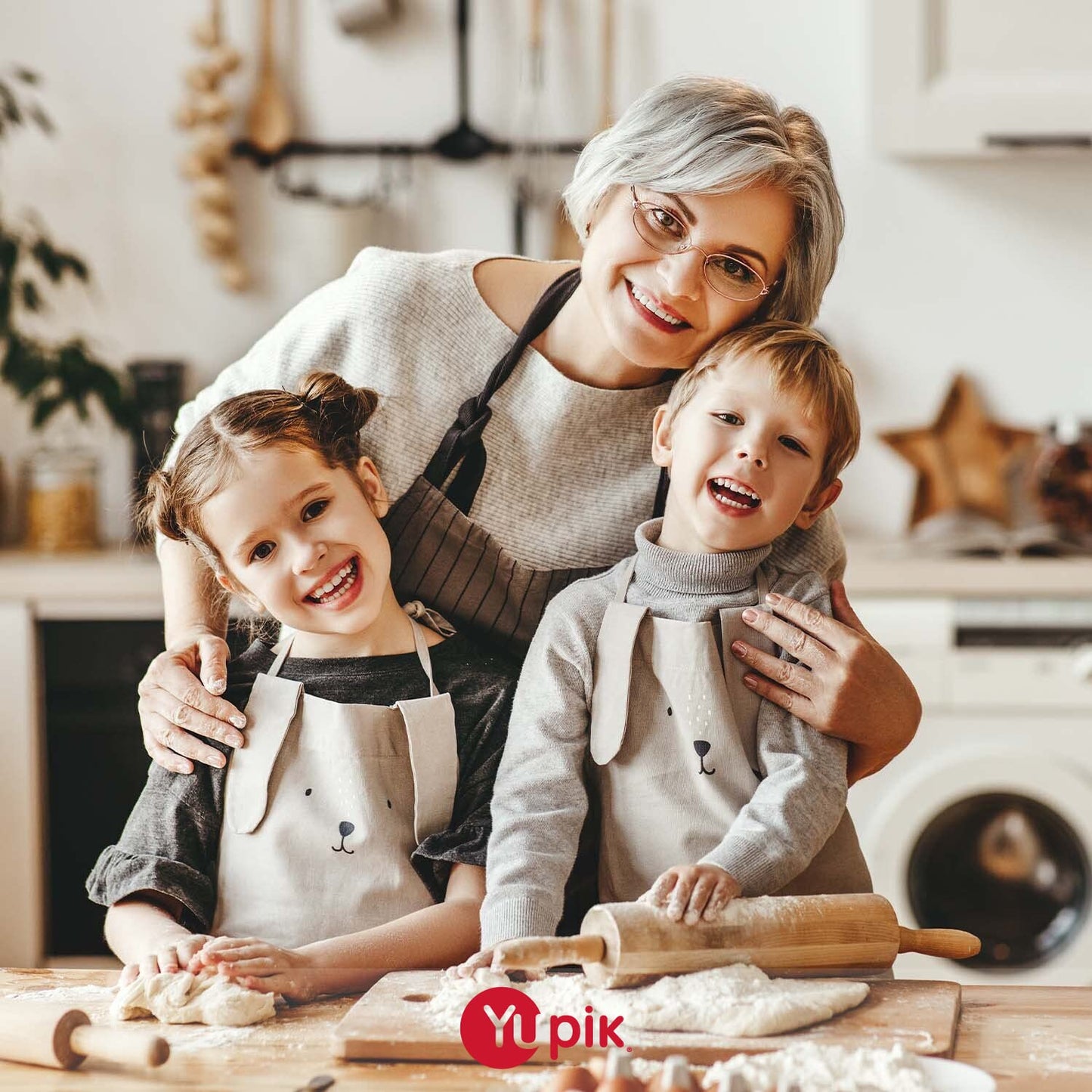 Yupik_Organic_Yellow_Split_Peas,_2.2_lb_(35.2_oz),_USDA_Certified,_Non-GMO,_Vegan,_Gluten-Free,_Hearty_&_Sweet_Flavour,_Excellent_Source_of_Protein_&_Fiber,_Perfect_for_Soups,_Stews_&_Salads