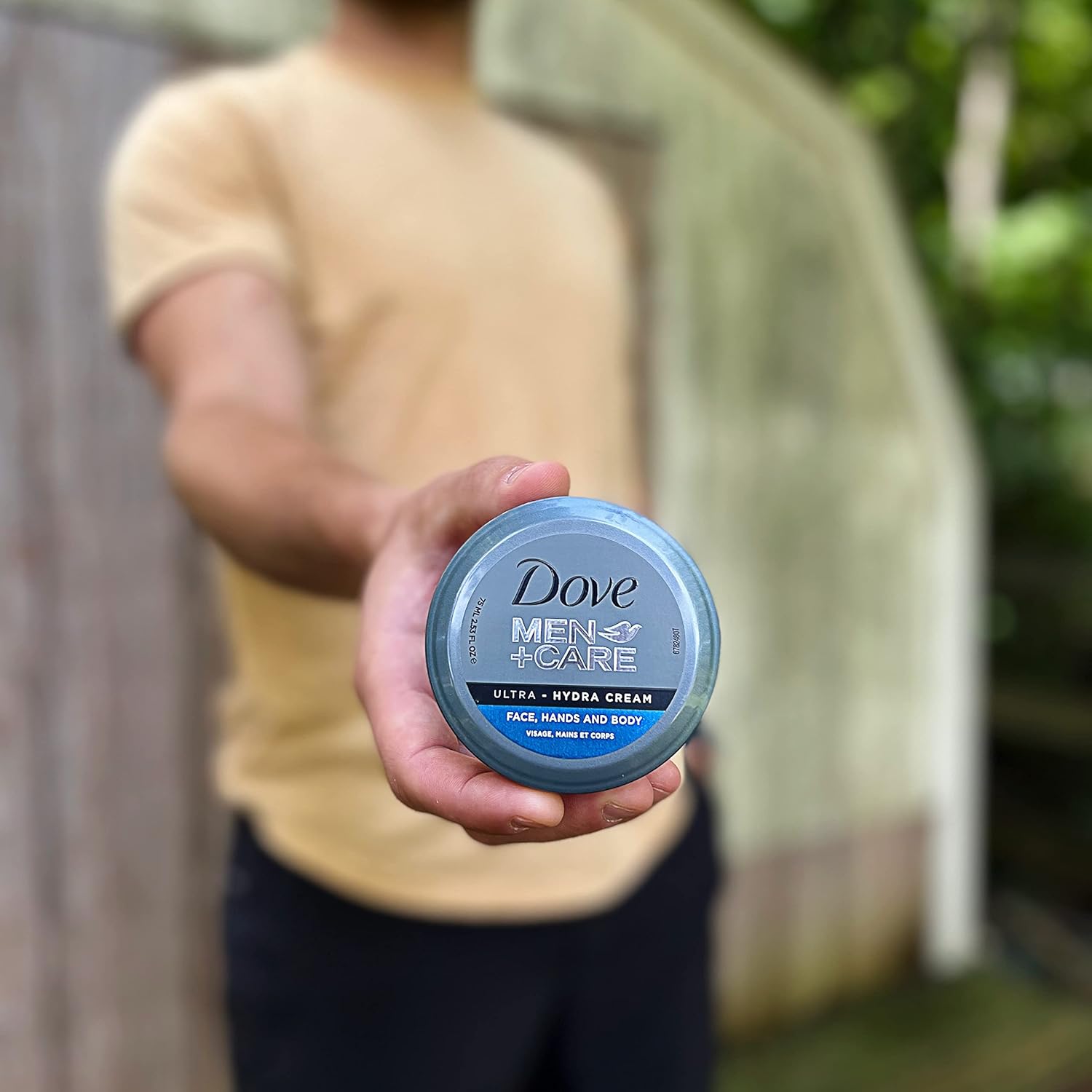 Dove_Men+Care_Ultra_Hydra_Cream,_Face,_Hands_and_Body_care,_All_Skin_Types,_4-Pack_of_2.53_Oz_Each
