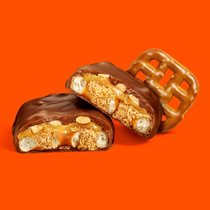 REESE'S_TAKE_5_Pretzel,_Peanut_and_Chocolate_Candy_Bars,_1.5_oz_(18_Count)