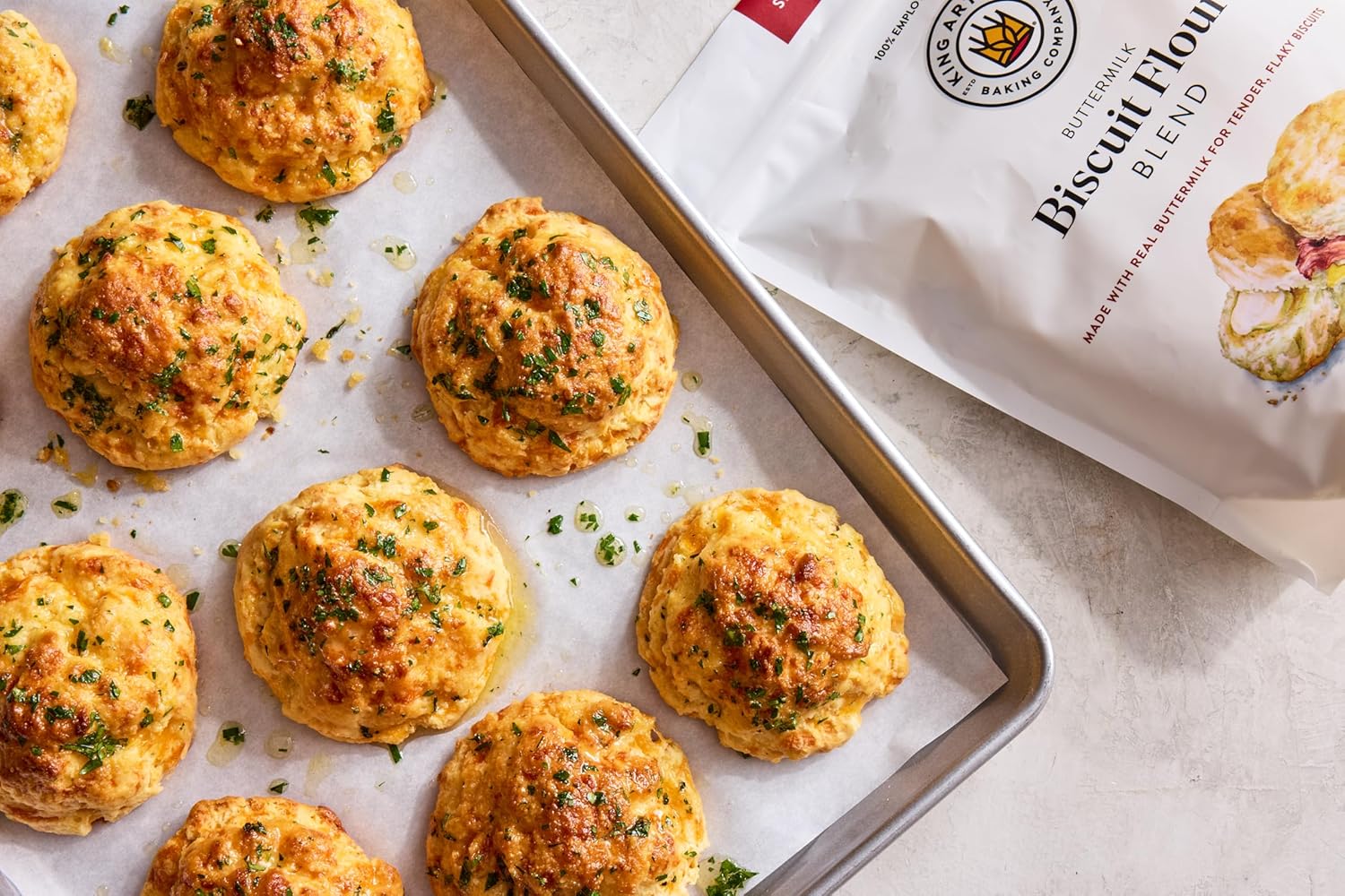 King_Arthur_Baking_Company_Buttermilk_Biscuit_Flour_Blend,_Unbleached_Flour,_Aluminum_Free,_Non-GMO_Buttermilk,_g2.5lb_Bag