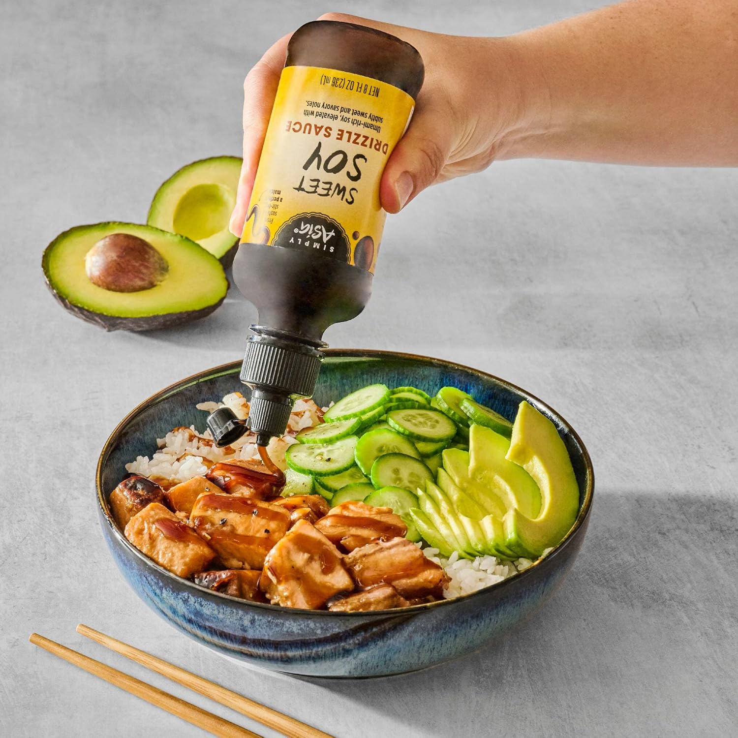 Simply_Asia_Drizzle_Sauce,_Sweet_Soy,_Savory,_Sweet_Sauce_for_Drizzling_on_Rice_Bowls,_Sticky_Rice,_Chicken_Skewers,_Sashimi,_Spring_Rolls,_Egg_Rolls,_Sushi,_Stir-Fry,_and_More,_8_fl_oz