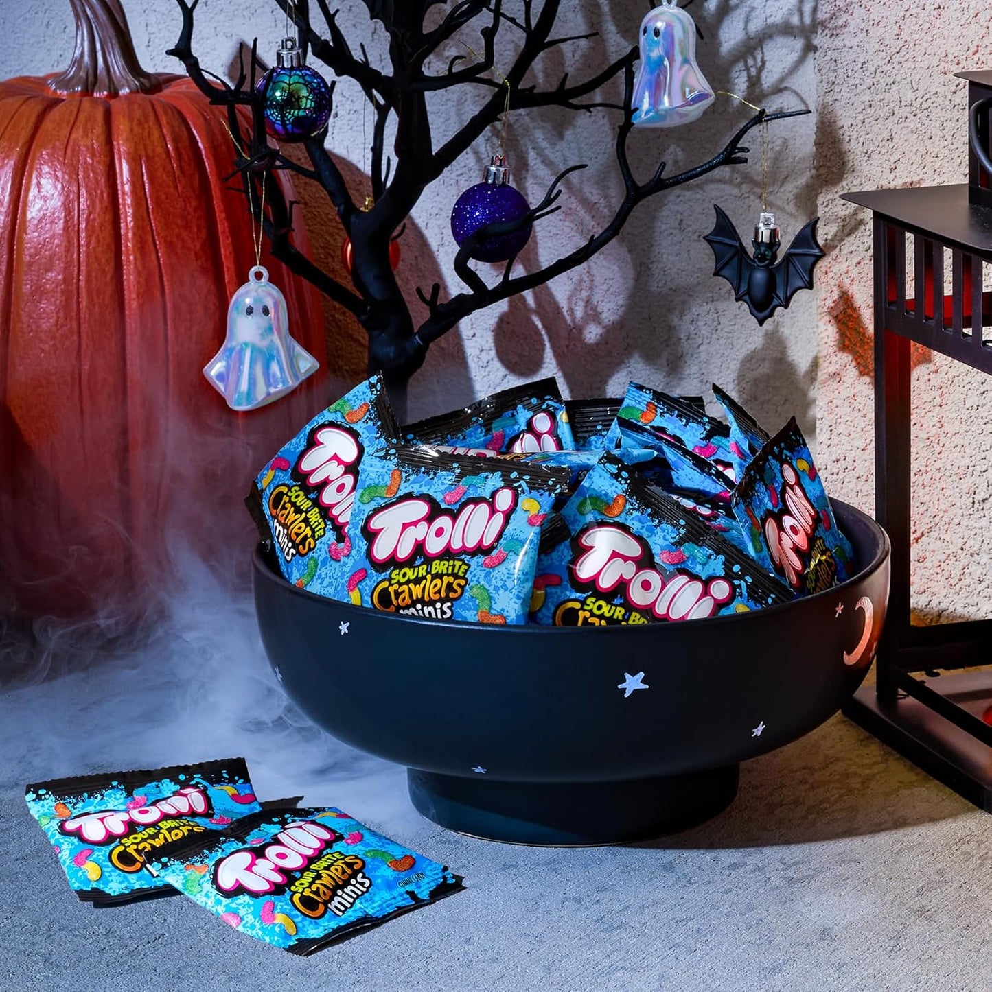 Trolli_Sour_Brite_Crawlers_Minis,_Candy_Gummy_Worms,_Halloween_Trick_or_Treat_Size_Pouches,_7.2oz
