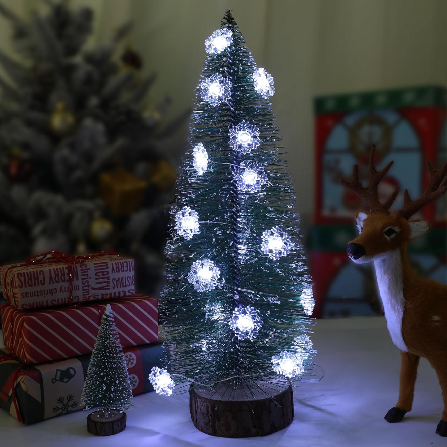 2_Pack_Battery_Operated_Snowflake_Christmas_Lights_Decorations,7FT_Silver_Wire_20_LED_Snowflake_String_Lights_for_Indoor_Holiday_Wedding_Party_Christmas_Tree_Garland_Decor(Cold_White)