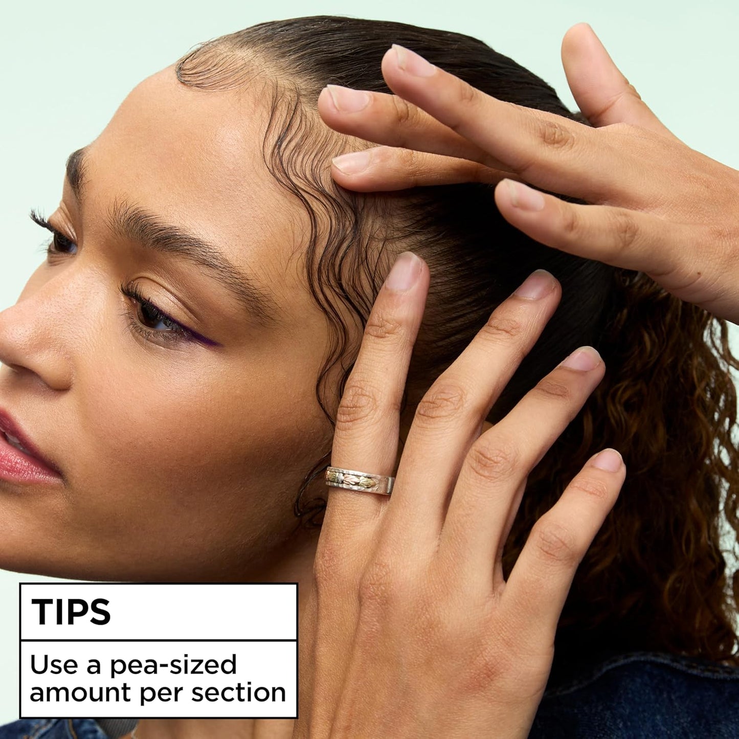 Garnier_Fructis_Curl_Control_Scrunching_Hair_Gel,_Curl_Jelly_for_Curly,_Wavy,_and_Coily_Hair_with_Frizz_&_Edge_Control,_Up_to_24_HR_Shape_&_Shine,_6.8_Fl_Oz,_3_Count_(Packaging_May_Vary)