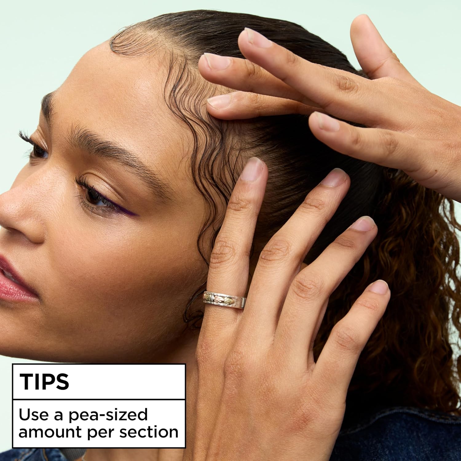 Garnier_Fructis_Curl_Control_Scrunching_Hair_Gel,_Curl_Jelly_for_Curly,_Wavy,_and_Coily_Hair_with_Frizz_&_Edge_Control,_Up_to_24_HR_Shape_&_Shine,_6.8_Fl_Oz,_3_Count_(Packaging_May_Vary)