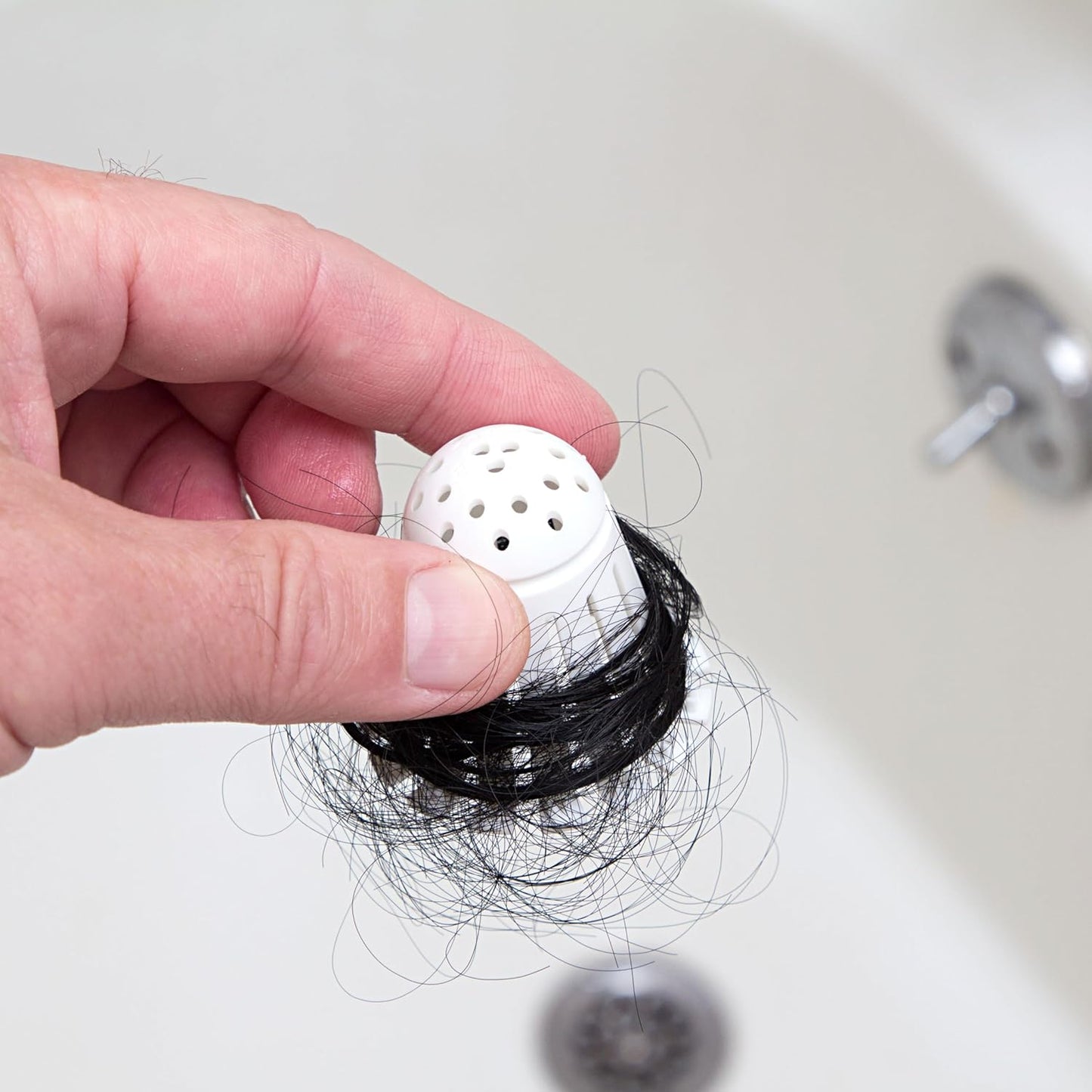 TubShroom_Toss_21pk_Disposable_Bath_Tub_Drain_Strainers_-_Hair_Catcher_Snare_for_Shower_Bathtub_to_Prevent_Clogged_Drains,_Traps_Human_and_Pet_Hair,_One_Year_Supply_(White)