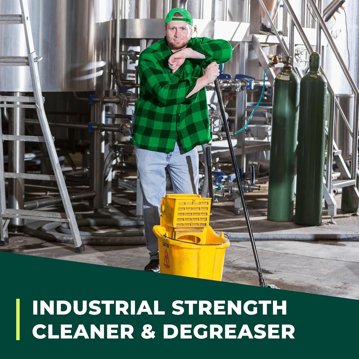 Simple_Green_Industrial_Cleaner_and_Degreaser,_128_Oz._(13005)