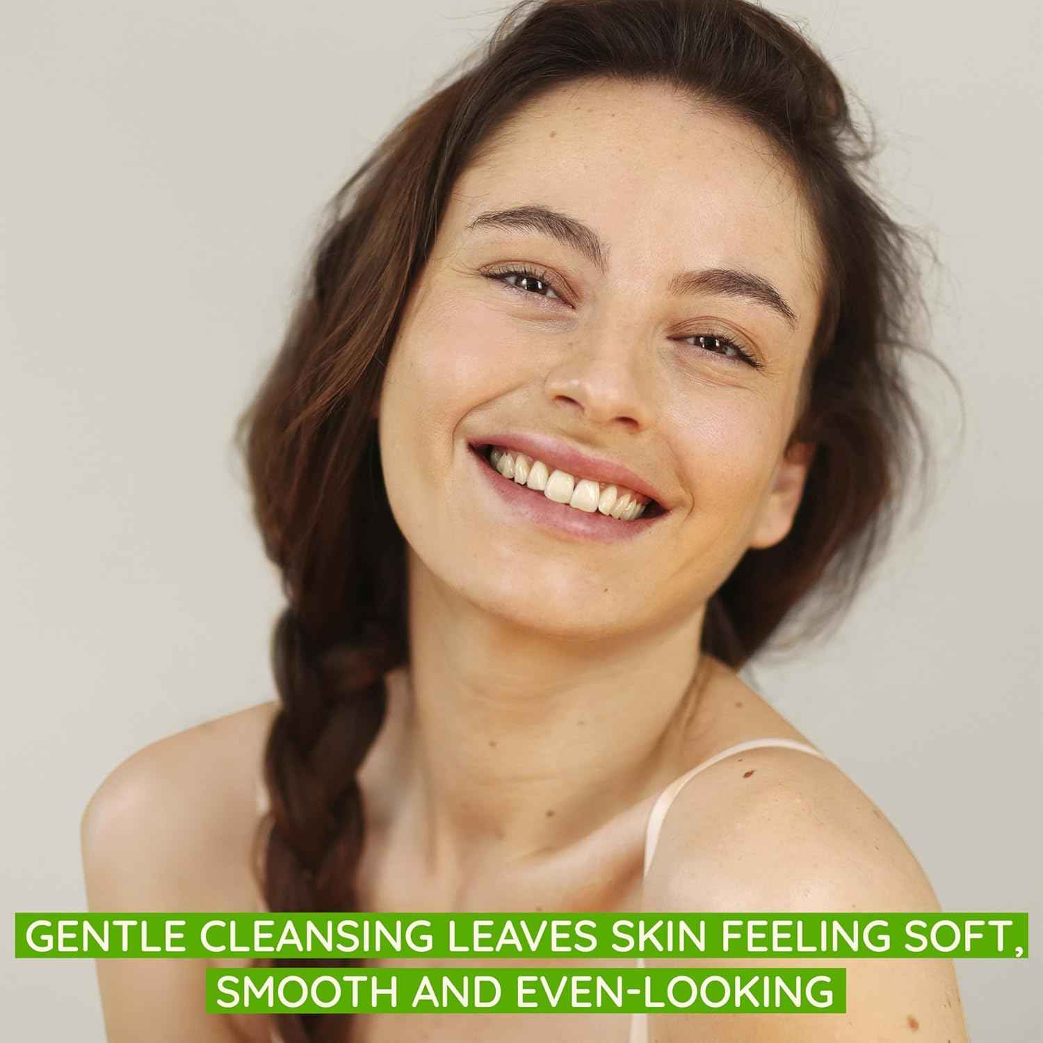 Aveeno Clear Complexion Foaming Oil-Free Facial Cleanser with Soy Extract & 0.5% Salicylic Acid, Acne Treatment Face Wash for Acne-Prone Skin, Sulfate-Free & Hypoallergenic