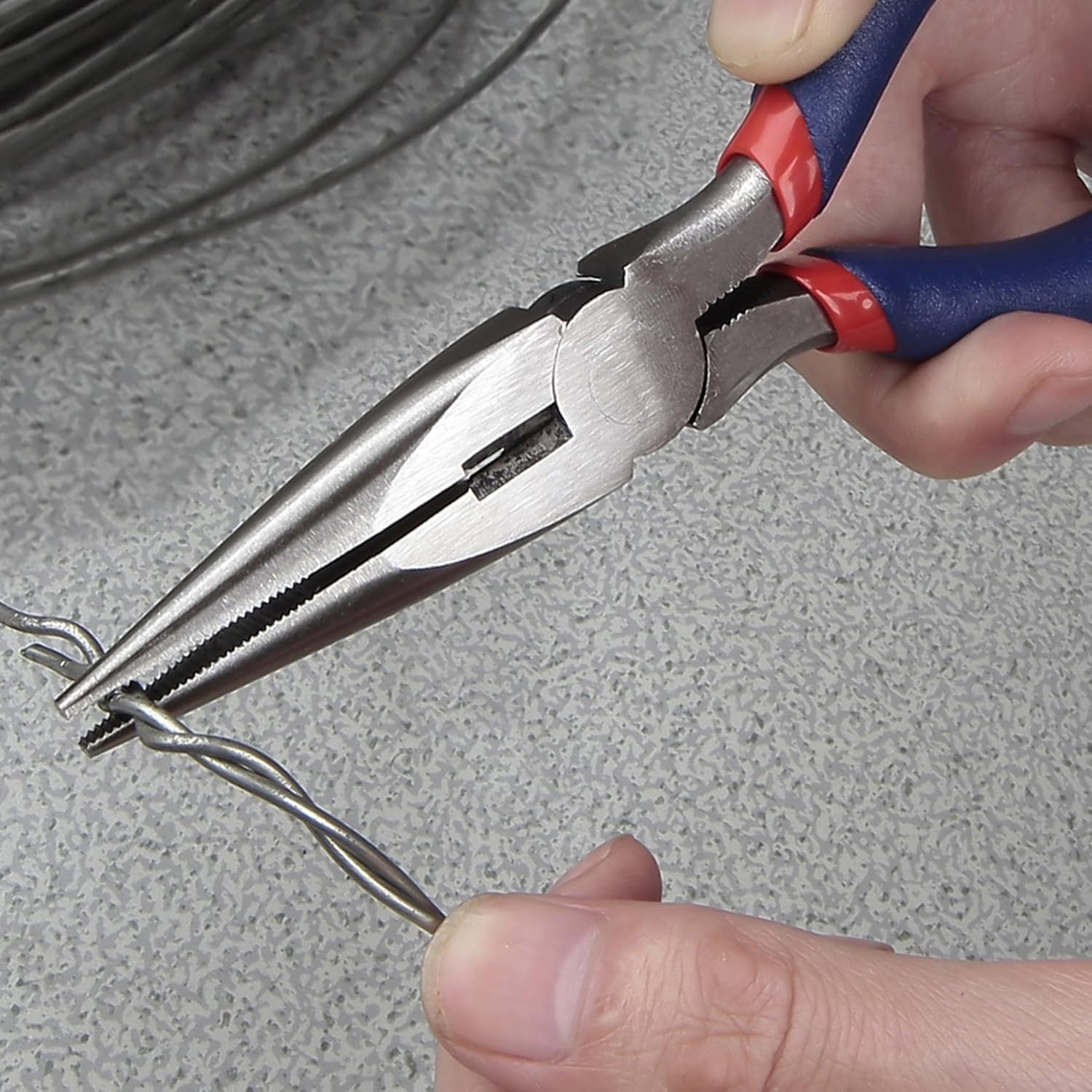 WORKPRO_Large_Pliers_&_Wrench_Set_6-Piece_(10"_Water_Pump,_10"_Slip_Joint,_8"_Long_Nose,_8"_Linesman,_6"_Diagonal,_8"_Adjustable_Wrench)_for_DIY_&_Home_Use,_W001329A