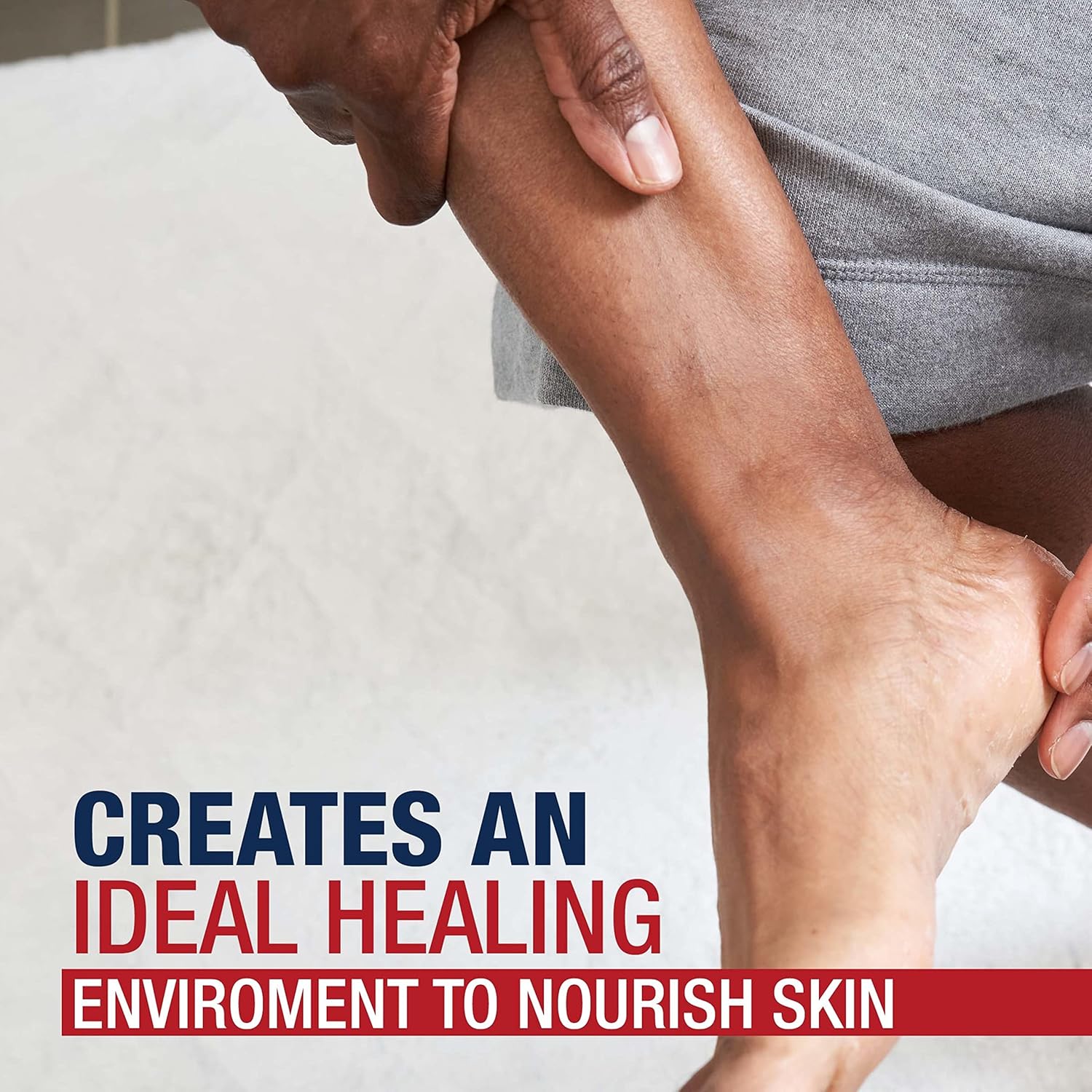 Aquaphor_Healing_Ointment,_Advanced_Therapy_Skin_Protectant,_Multi-Purpose_Healing_Ointment_and_Body_Moisturizer,_For_Dry,_Cracked_Skin,_Minor_Cuts_and_Burns,_14_Oz_Jar