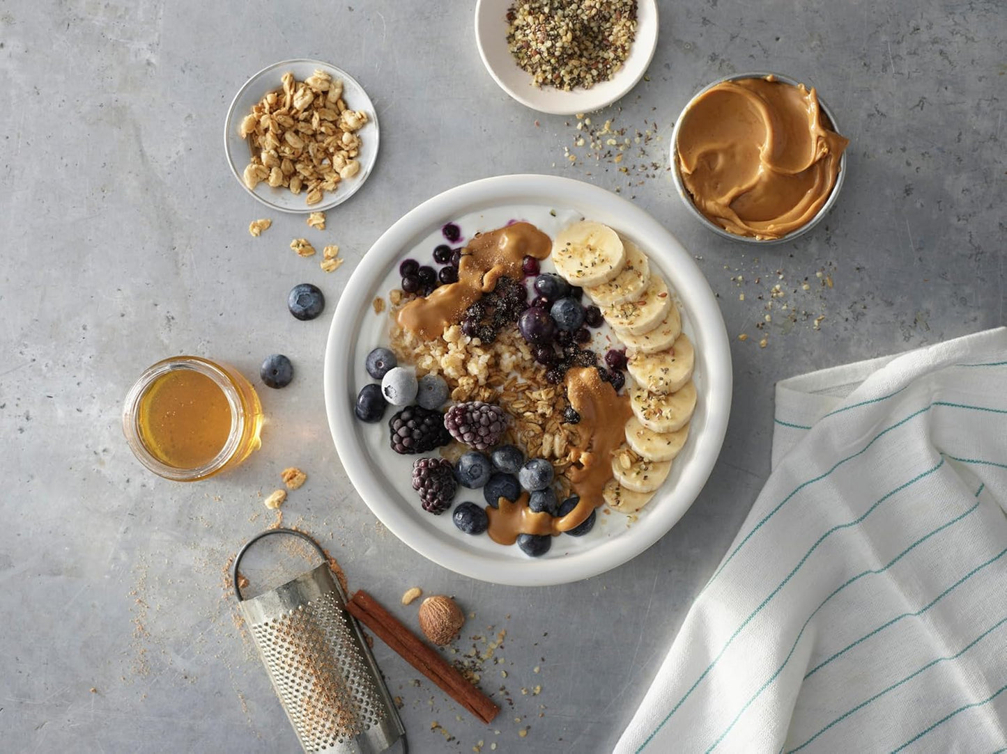 SKIPPY_Natural_SUPER_CHUNK_Peanut_Butter_Spread,_7_g_Protein_Per_Serving,_40_oz.
