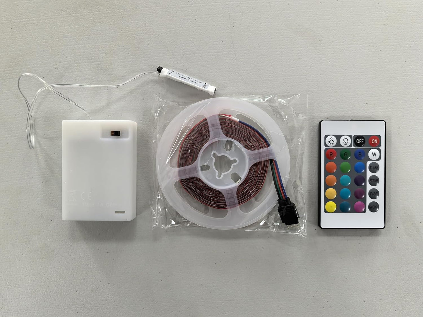 LED_Strip_Lights_Battery_Powered,_24_Keys_Remote_Control_Light_Strip_for_Parties,_DIY_Indoor_Decoration,_6.56ft/2m