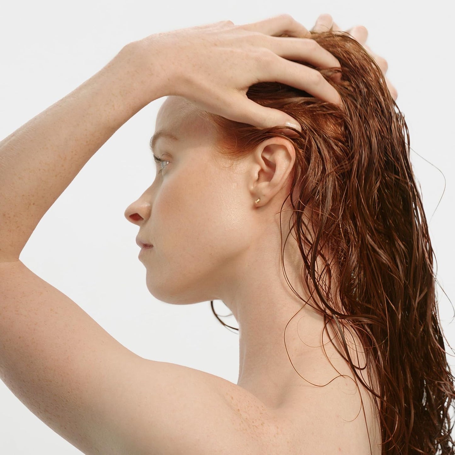 Dove_Density_Boost_Clarifying_Foaming_Scrub_Scalp_+_Hair_Therapy_for_gentle_scalp_exfoliation,_with_Vitamin_B3,_Zinc_and_0%_sulfates,_9_oz