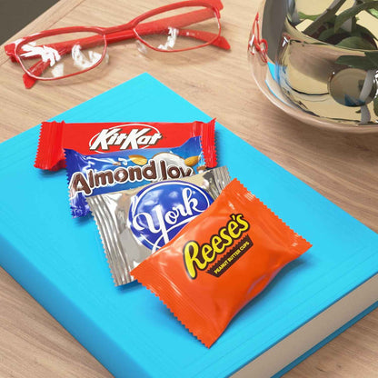 HERSHEY'S Assorted Chocolate Flavored Candy Party Pack, 30.22 oz, 1.96 Pounds