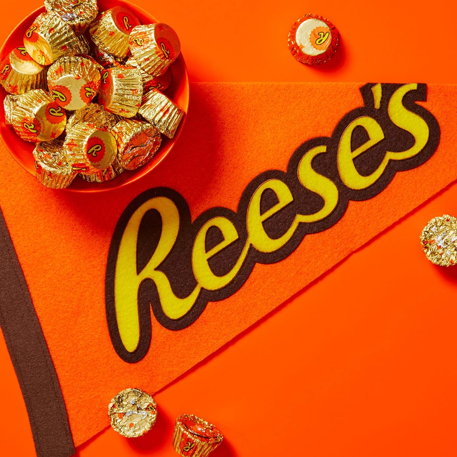 REESE'S_Miniatures_Milk_Chocolate_Peanut_Butter_Cups,_Candy_Packs,_0.31_oz_(105_Pieces)