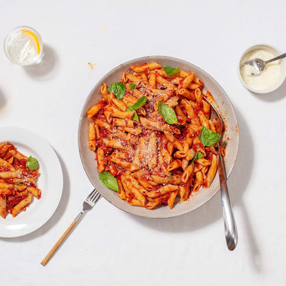 Rao's_Homemade_Penne_Pasta,_16oz,_Traditionally_Crafted,_Premium_Quality,_From_Durum_Semolina_Flour,_Traditional_Bronze_Die_Cut,_Imported_from_Italy