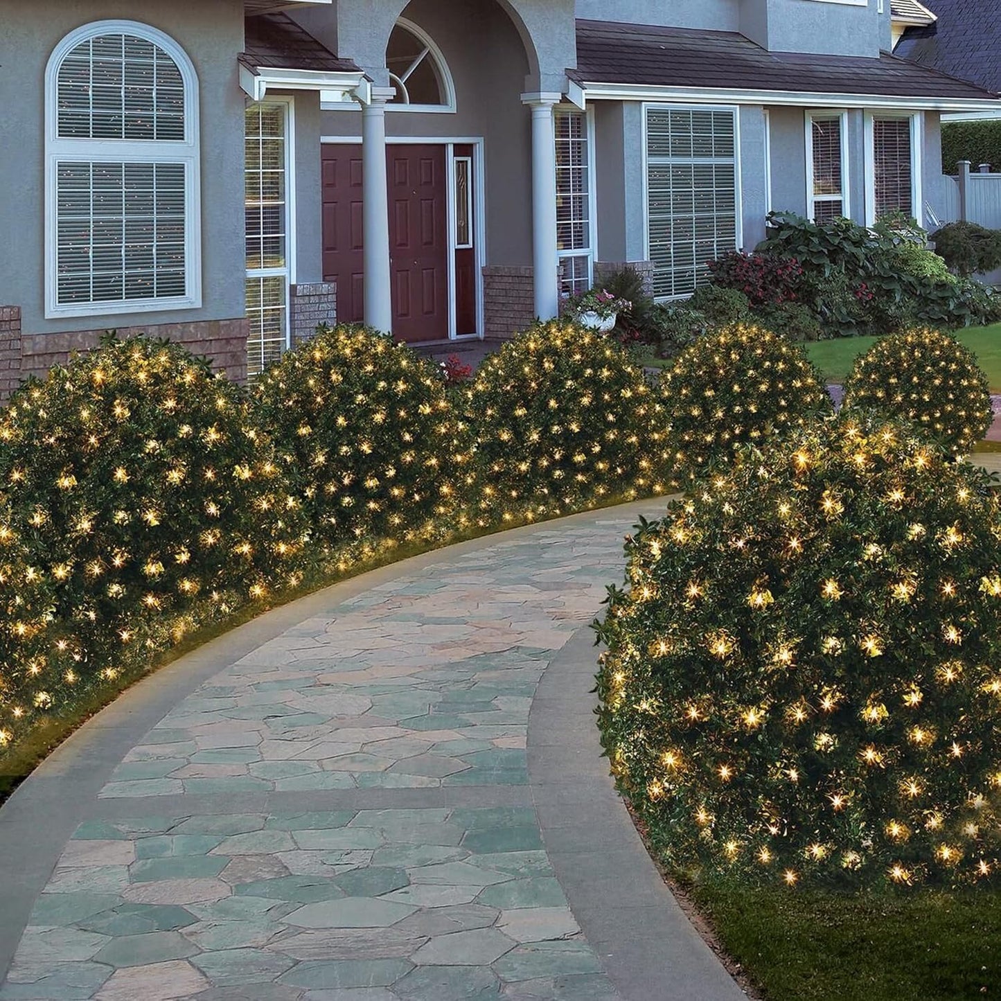 Outdoor_Christmas_Lights,_360_LED_12FT_x_5FT_Green_Wire_Waterproof_Christmas_Net_Light_Outdoor_Plug_in_with_8_Modes,_Warm_White_Mesh_Lights_Decorations_for_Xmas_Indoor_Tree_Bush_Yard_Home_Decor