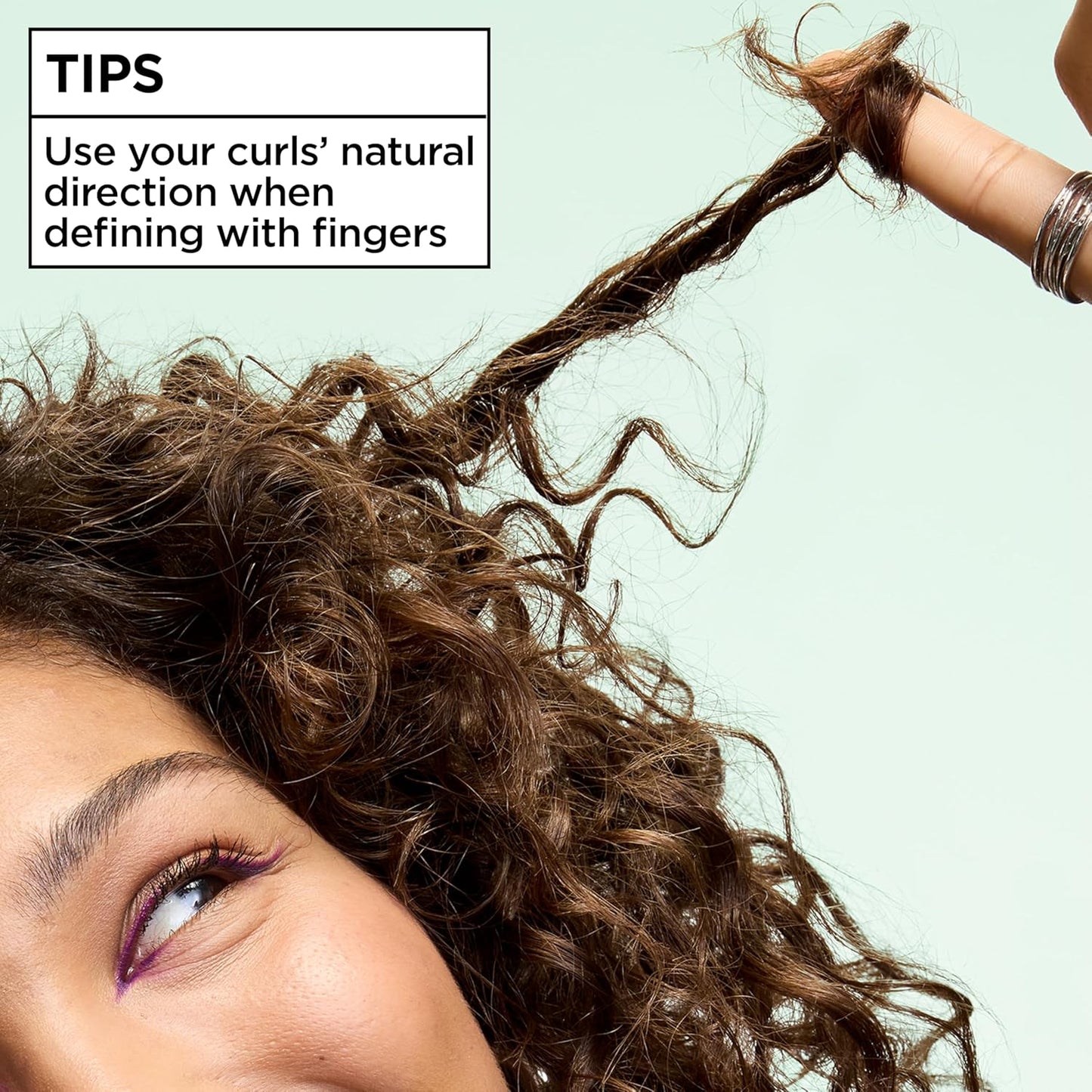 Garnier_Fructis_Curl_Shine_Conditioning_Hair_Gel,_Frizz_Control_for_Curly,_Wavy,_and_Coily_Hair,_Extra_Strong_Hold_for_Up_to_48_HRs_of_Bouncy,_Moisturized_Curls,_5.1_Fl_Oz_(Packaging_May_Vary)