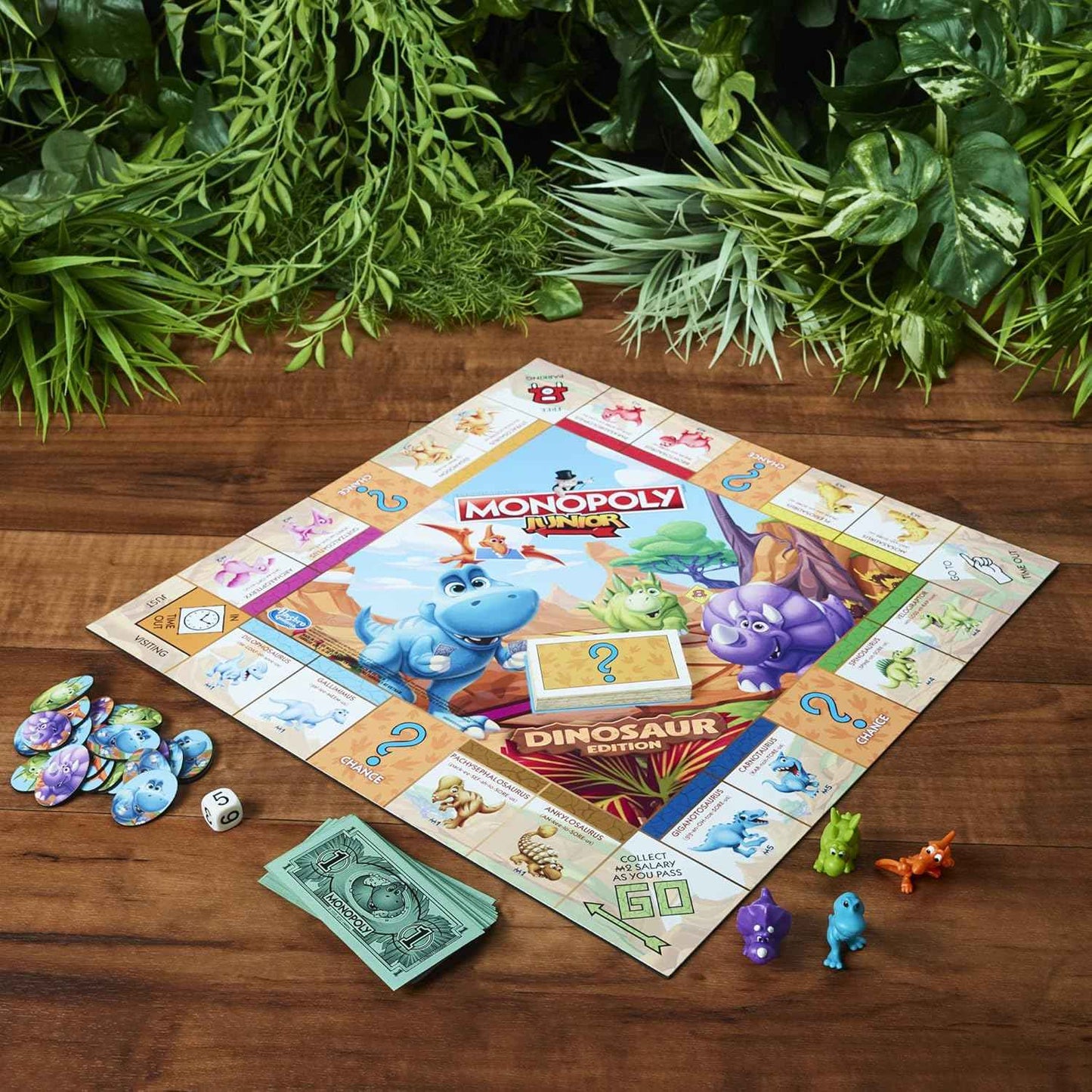 Hasbro Gaming Monopoly Junior Dinosaur Edition Game | Kids Board Games with Dino-Themed Toy Tokens | 2-4 Players for Boys & Girls | Ages 5+ (Amazon Exclusive)