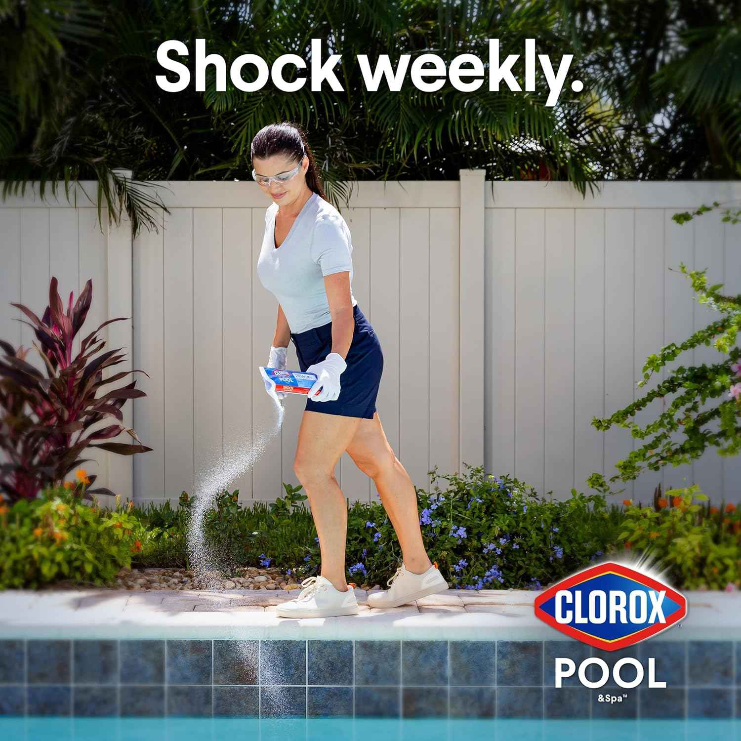 Clorox® Pool&Spa™ Shock XTRABLUE® Plus, Kills Bacteria & Algae in Swimming Pools, Swim-Ready in 15 Minutes