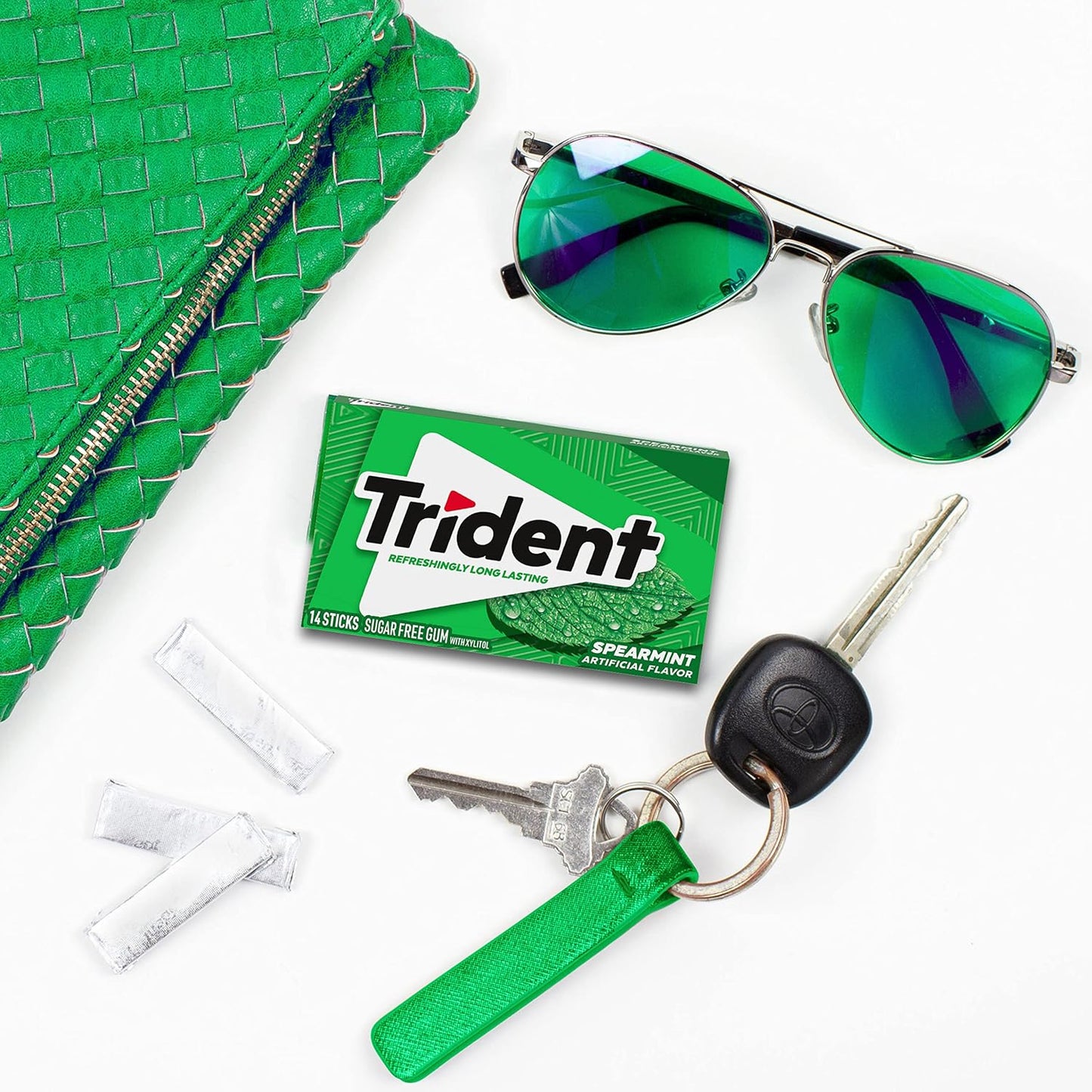 Trident_Spearmint_Sugar-Free_Chewing_Gum,_Bulk,_24_Packs_of_14_Pieces_(336_Total_Pieces)