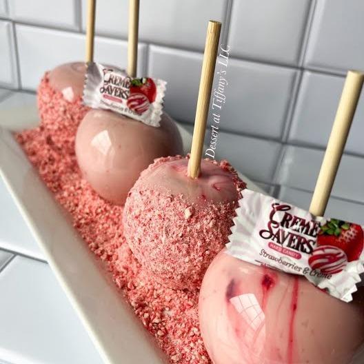 Creme_Savers_Strawberries_and_Creme_Hard_Candy_|_The_Taste_of_Fresh_Strawberries_Swirled_in_Rich_Cream_|_The_Original_Classic_Brought_To_You_By_Iconic_Candy_|_6.25oz_Bag