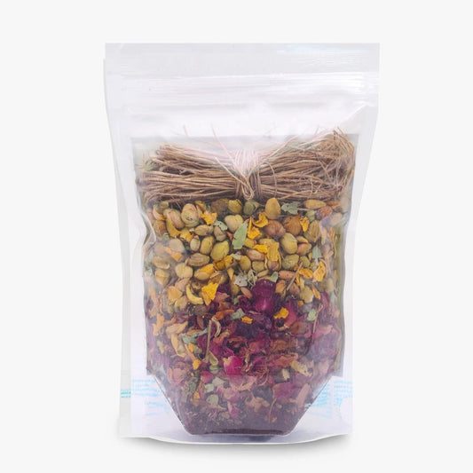 Herbal_Hair_Oil_Mix_-_18_Vital_Herbs_for_Long,_Thick,_and_Lustrous_Hair_-_Hair_Care_Product_for_Women_and_Men_-_Haircare,_Comfort